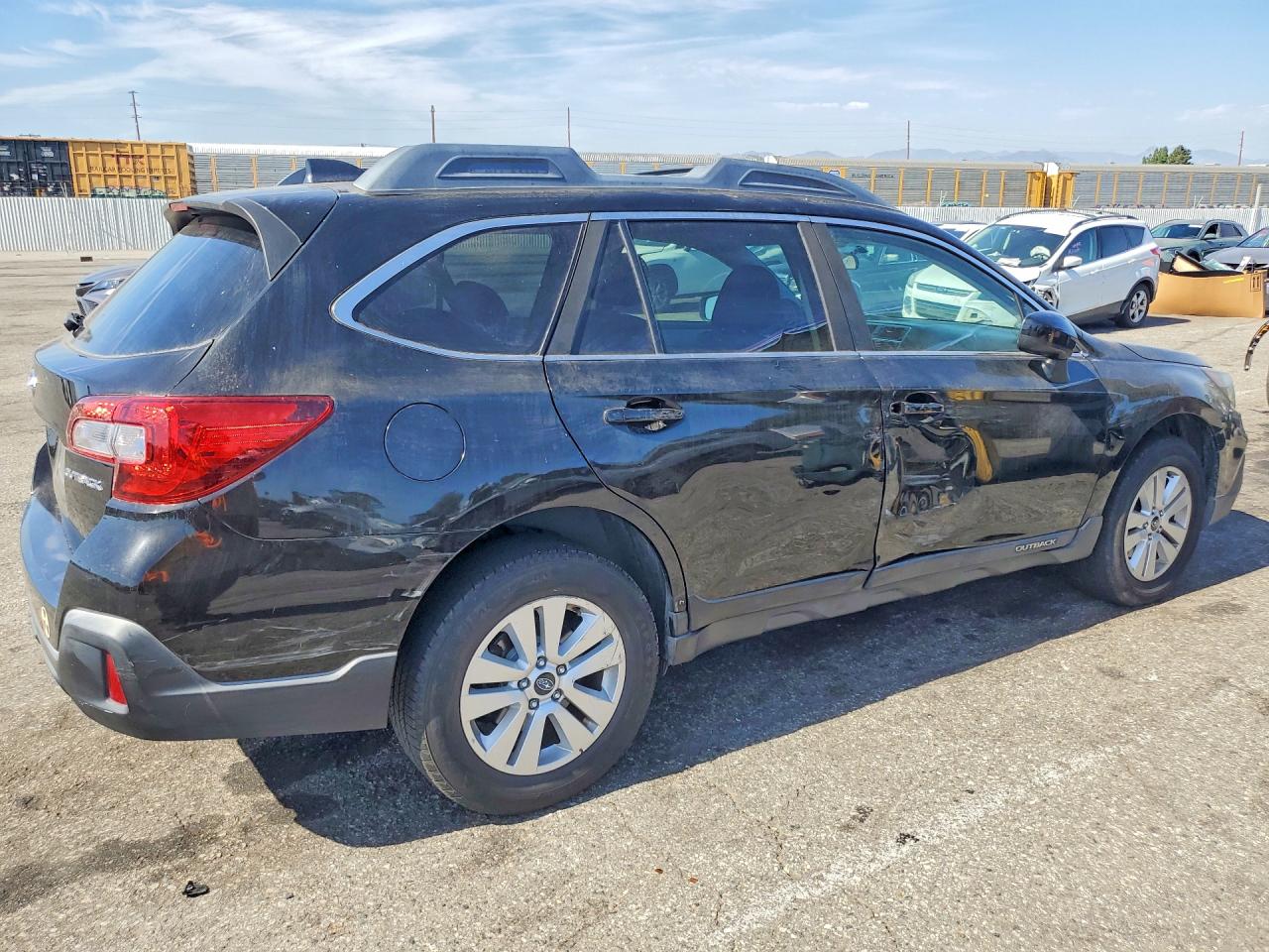 2018 SUBARU OUTBACK