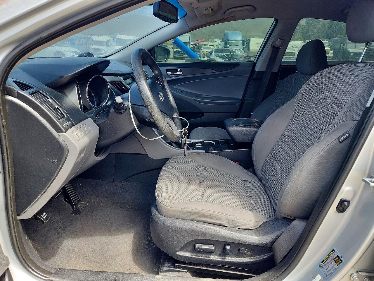 2013 HYUNDAI SONATA