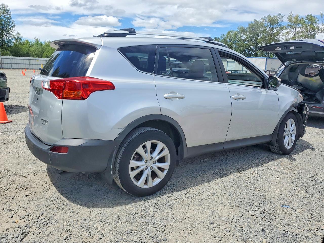 2013 TOYOTA RAV4