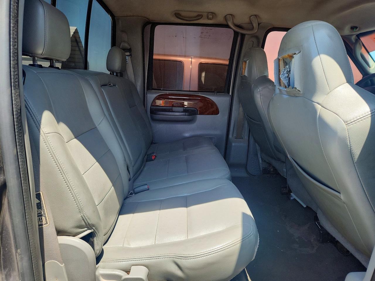 2004 FORD F350