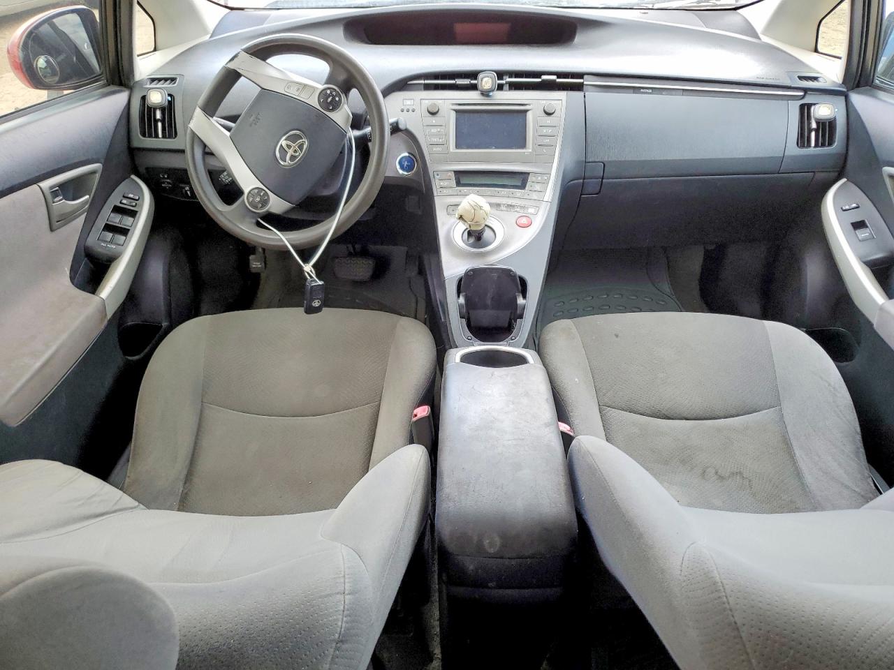 2013 TOYOTA PRIUS