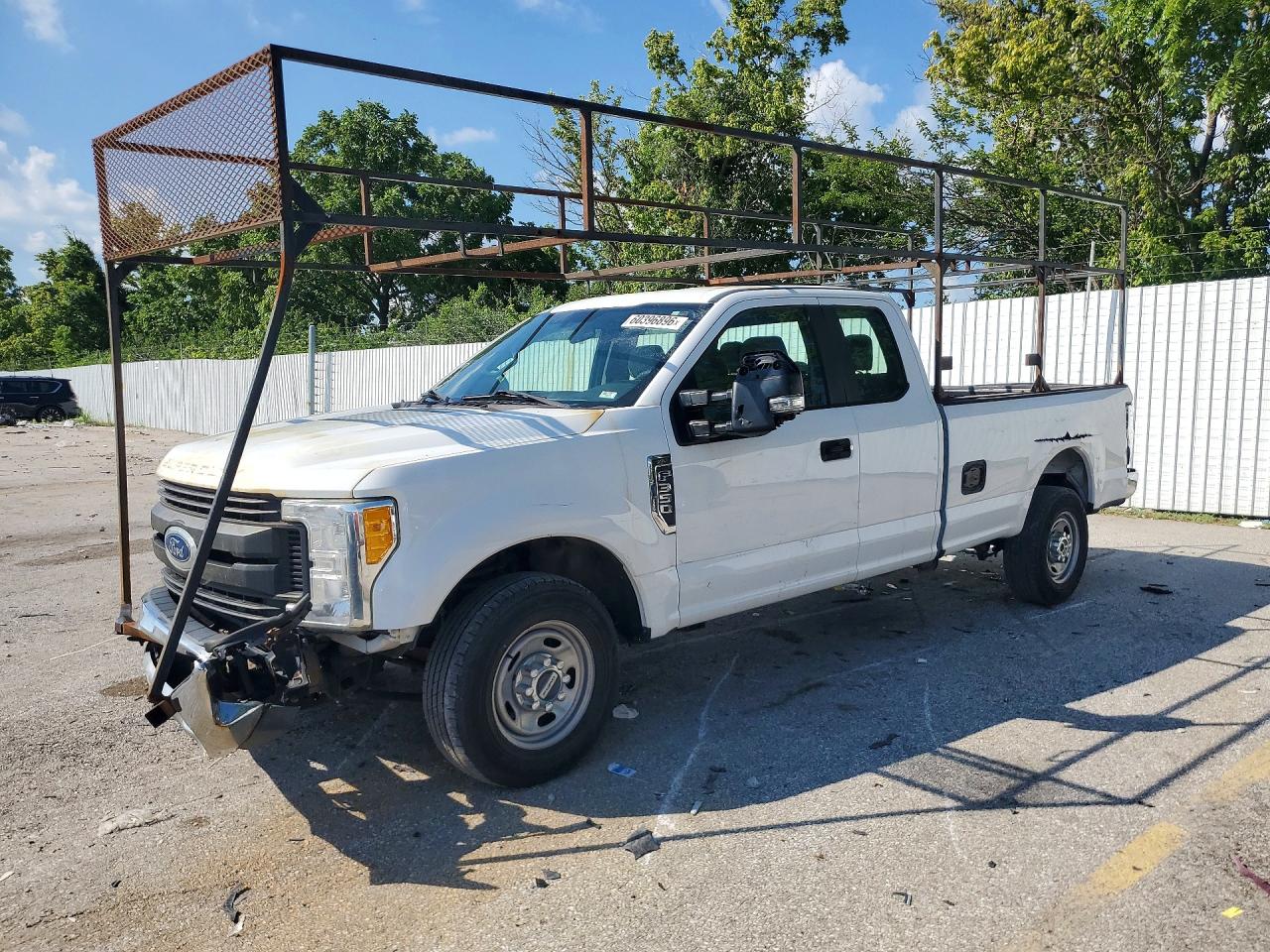 2017 FORD F350
