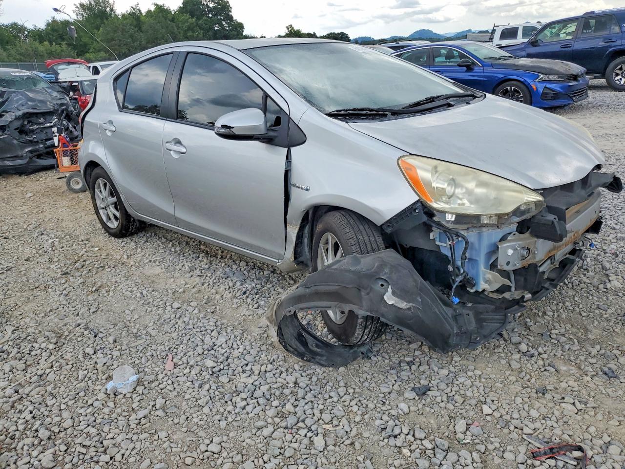2013 TOYOTA PRIUS