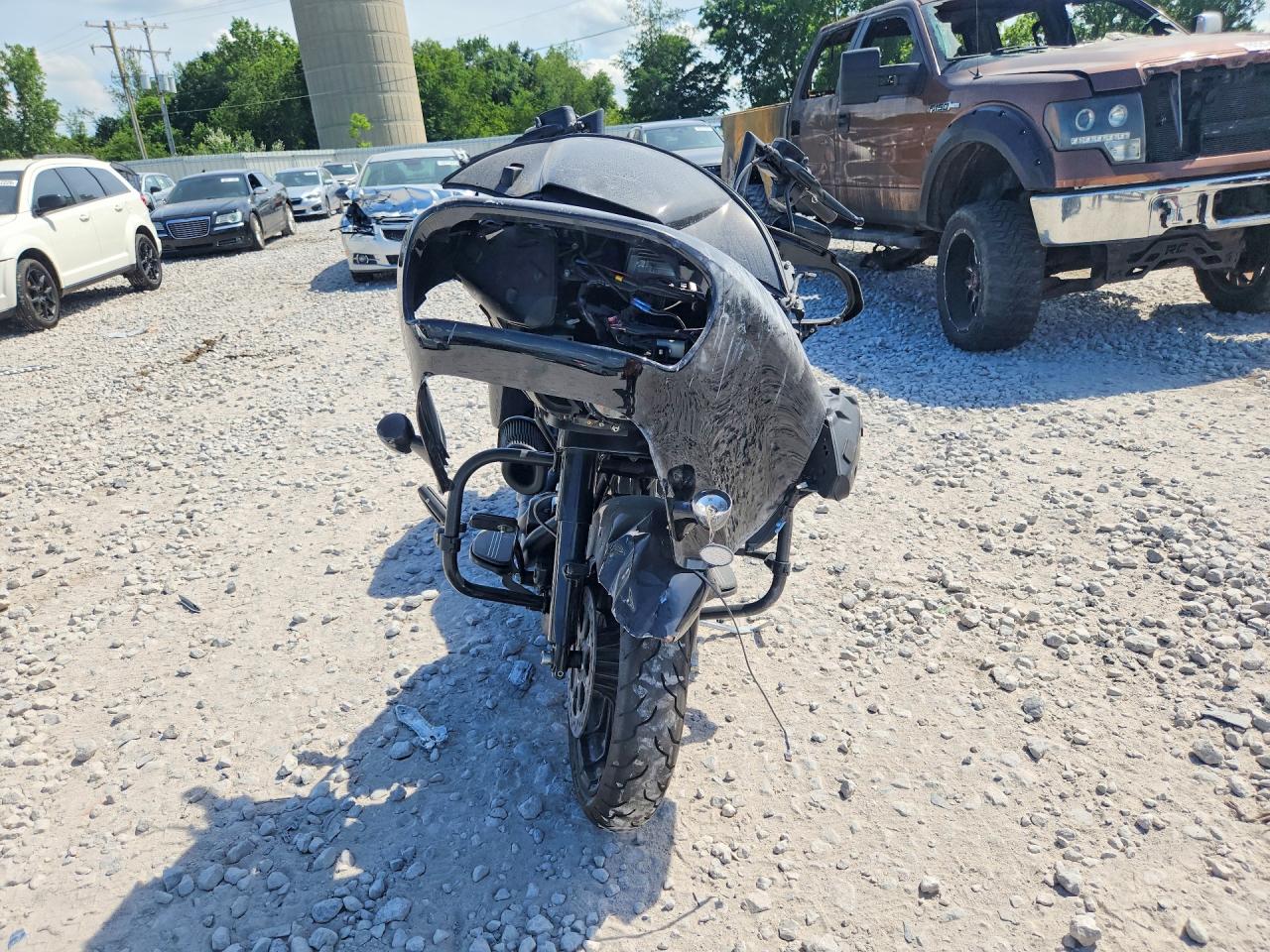 2019 HARLEY-DAVIDSON FL