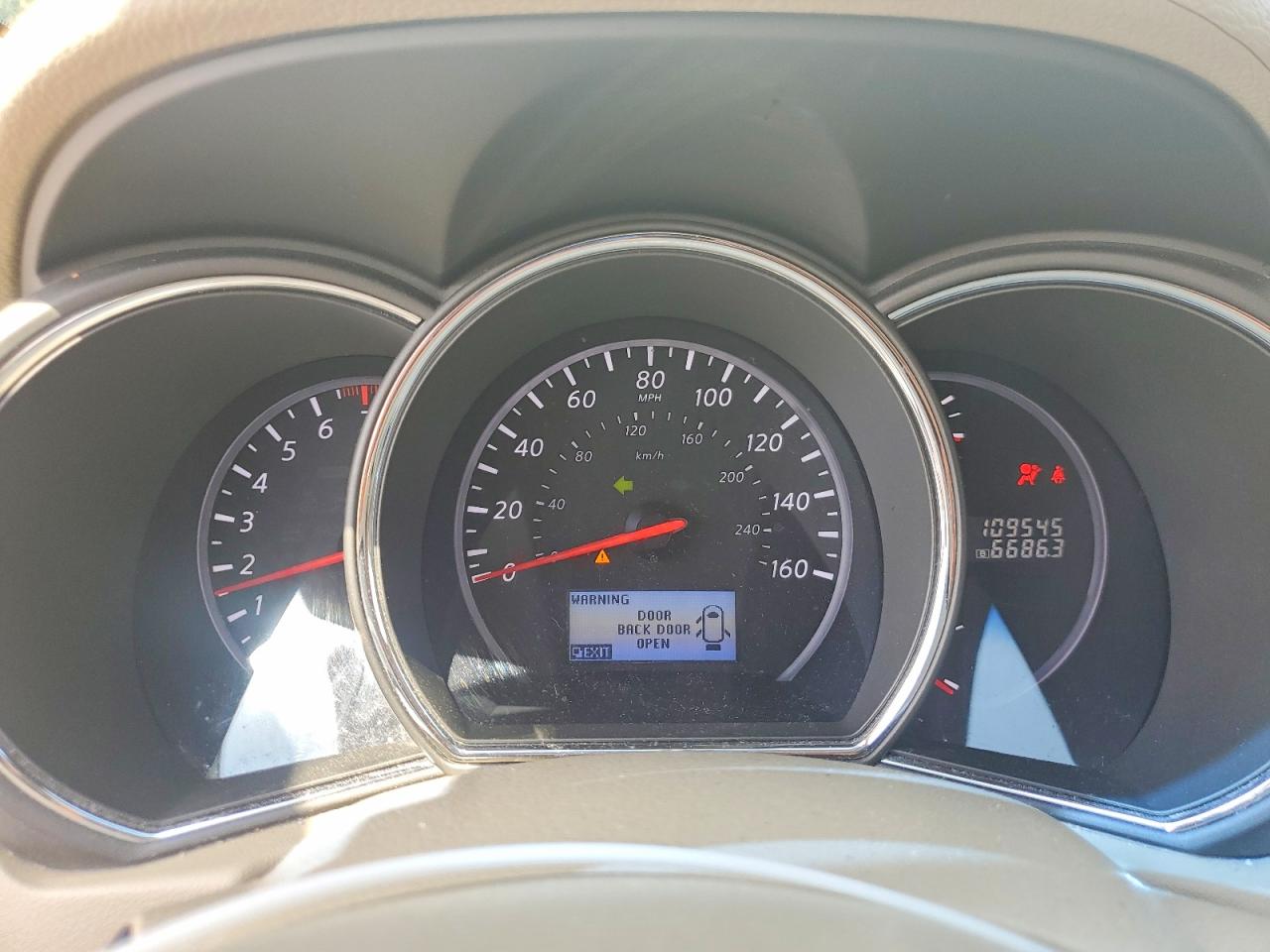 2011 NISSAN MURANO