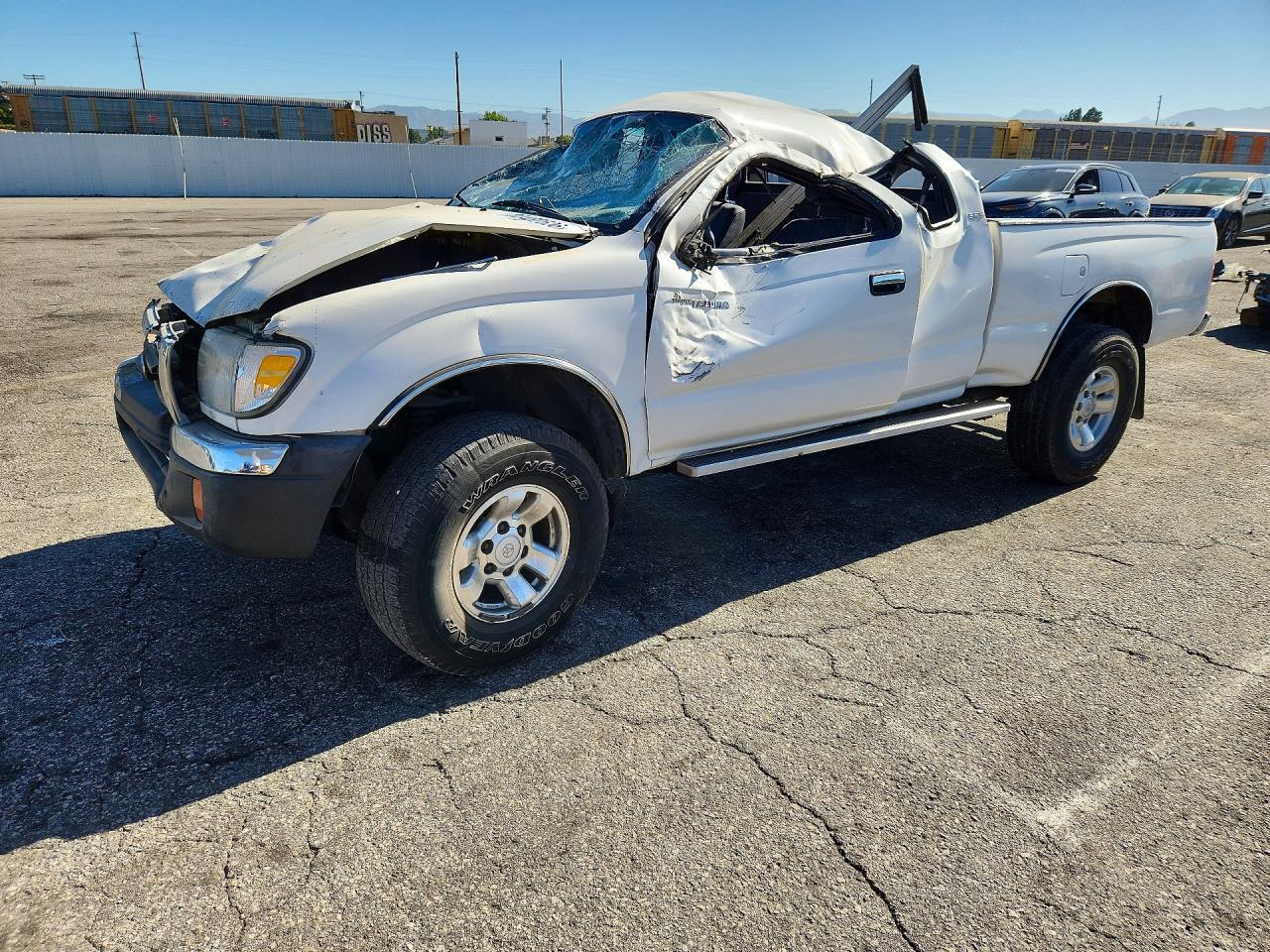 2000 TOYOTA TACOMA