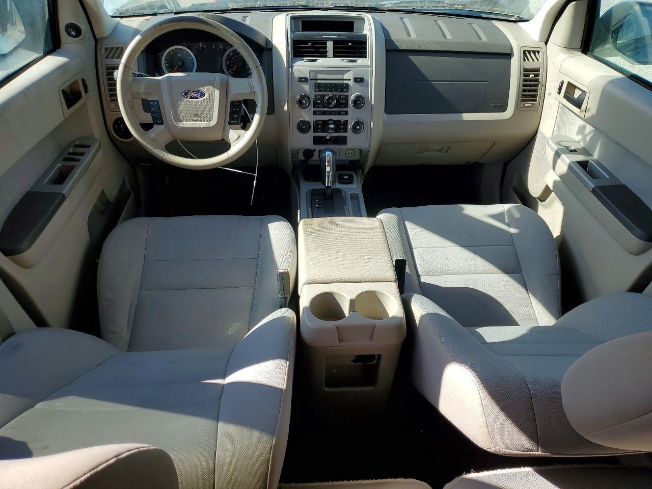 2011 FORD ESCAPE