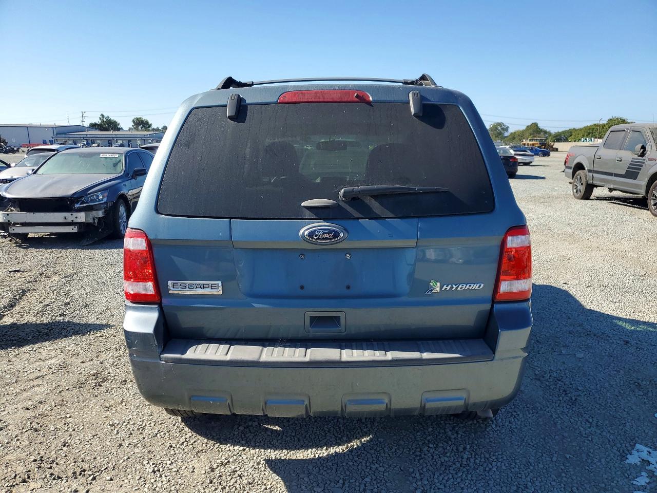 2011 FORD ESCAPE