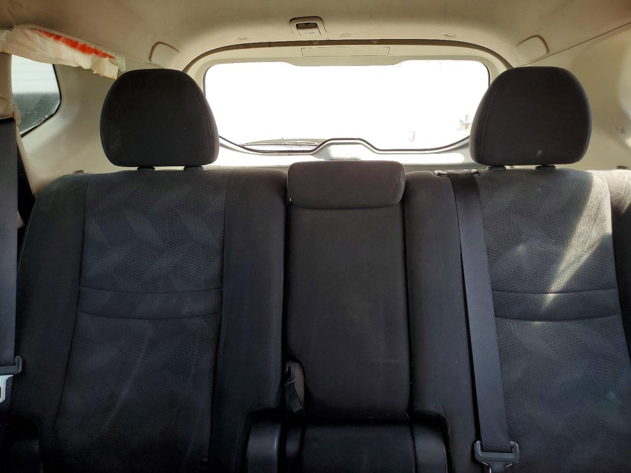 2015 NISSAN ROGUE