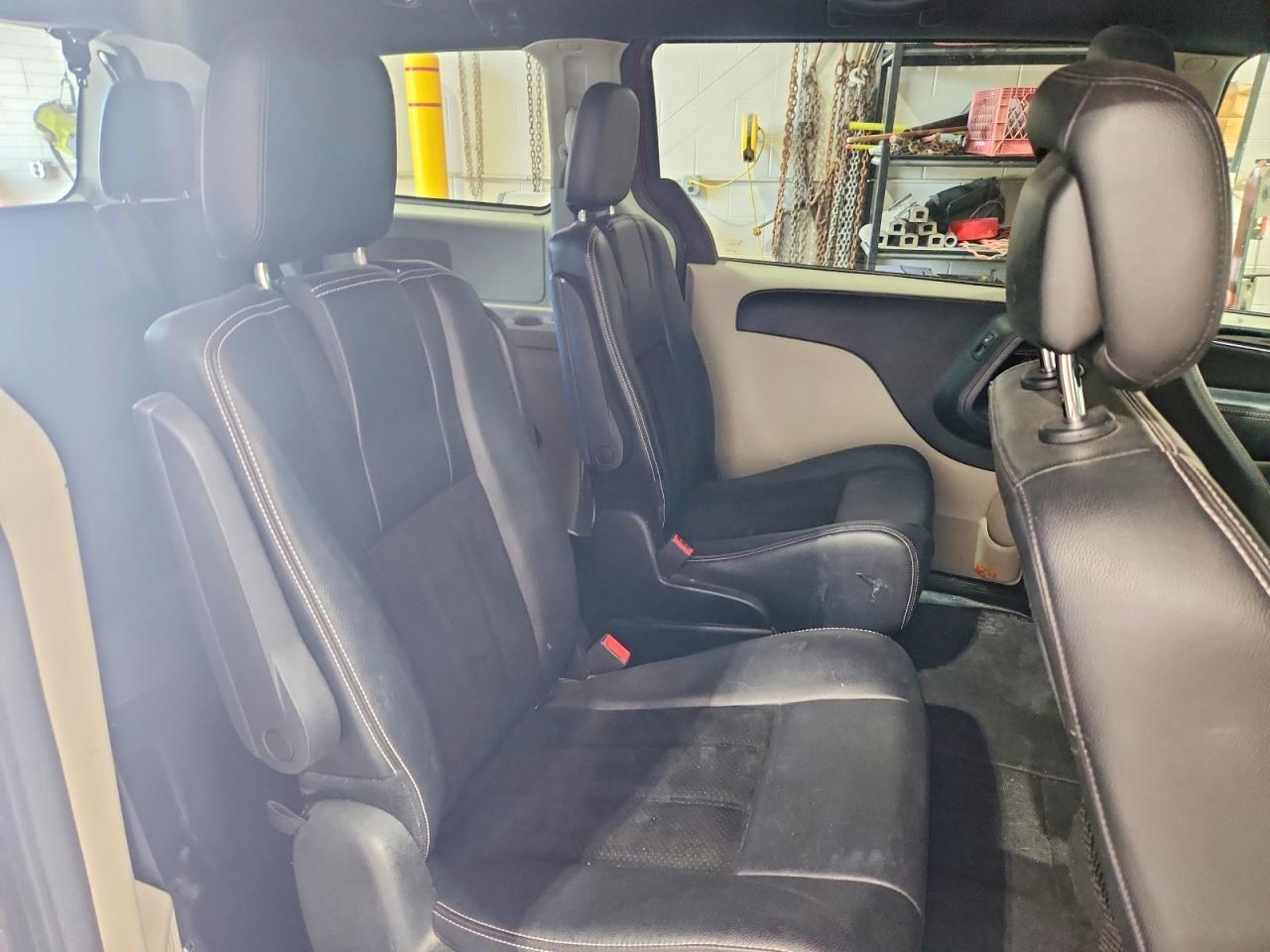 2017 DODGE CARAVAN