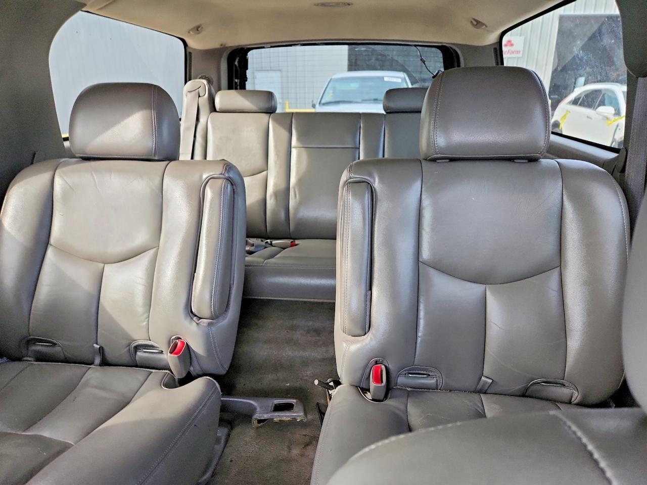 2006 CHEVROLET SUBURBAN