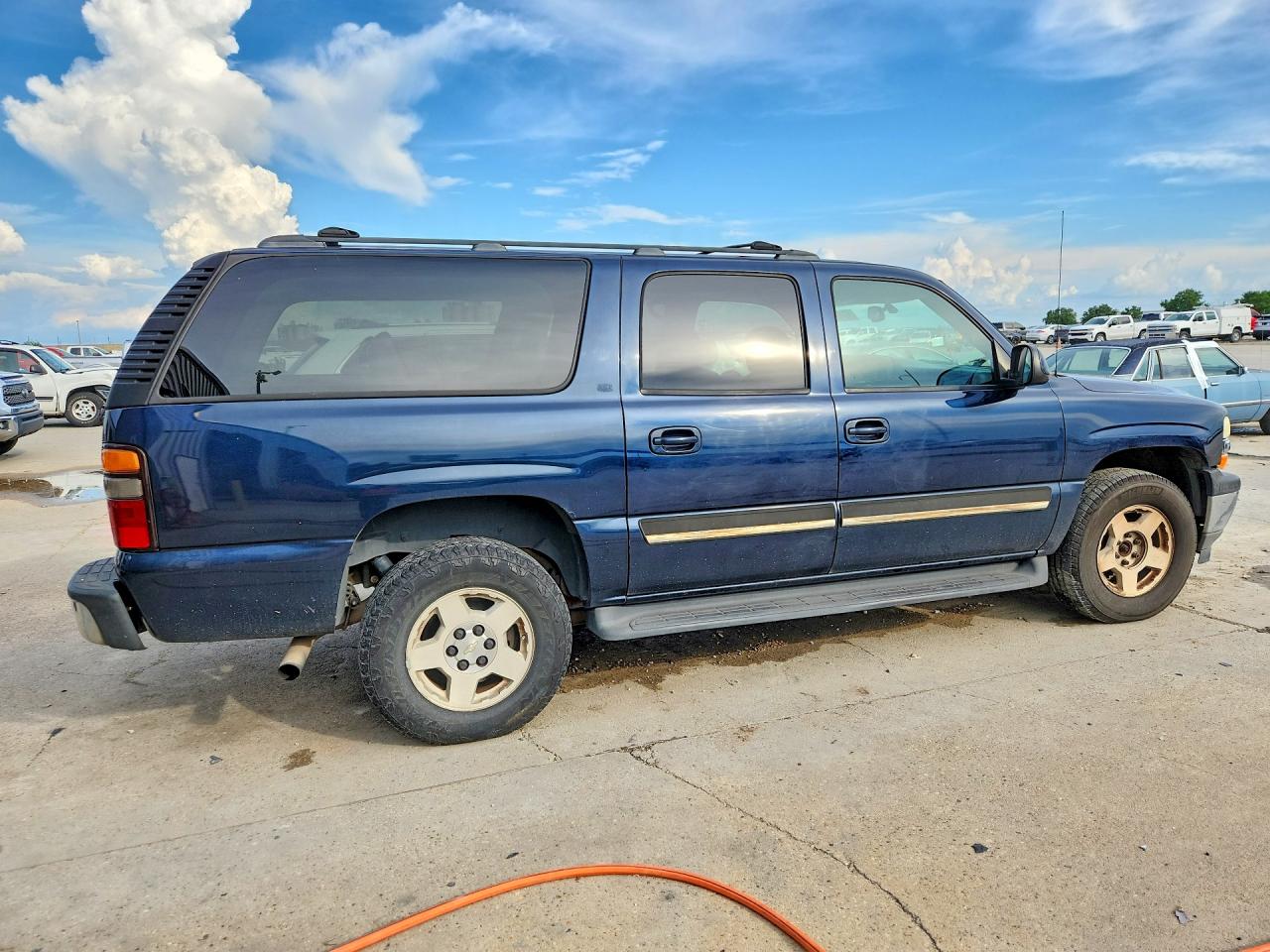 2006 CHEVROLET SUBURBAN