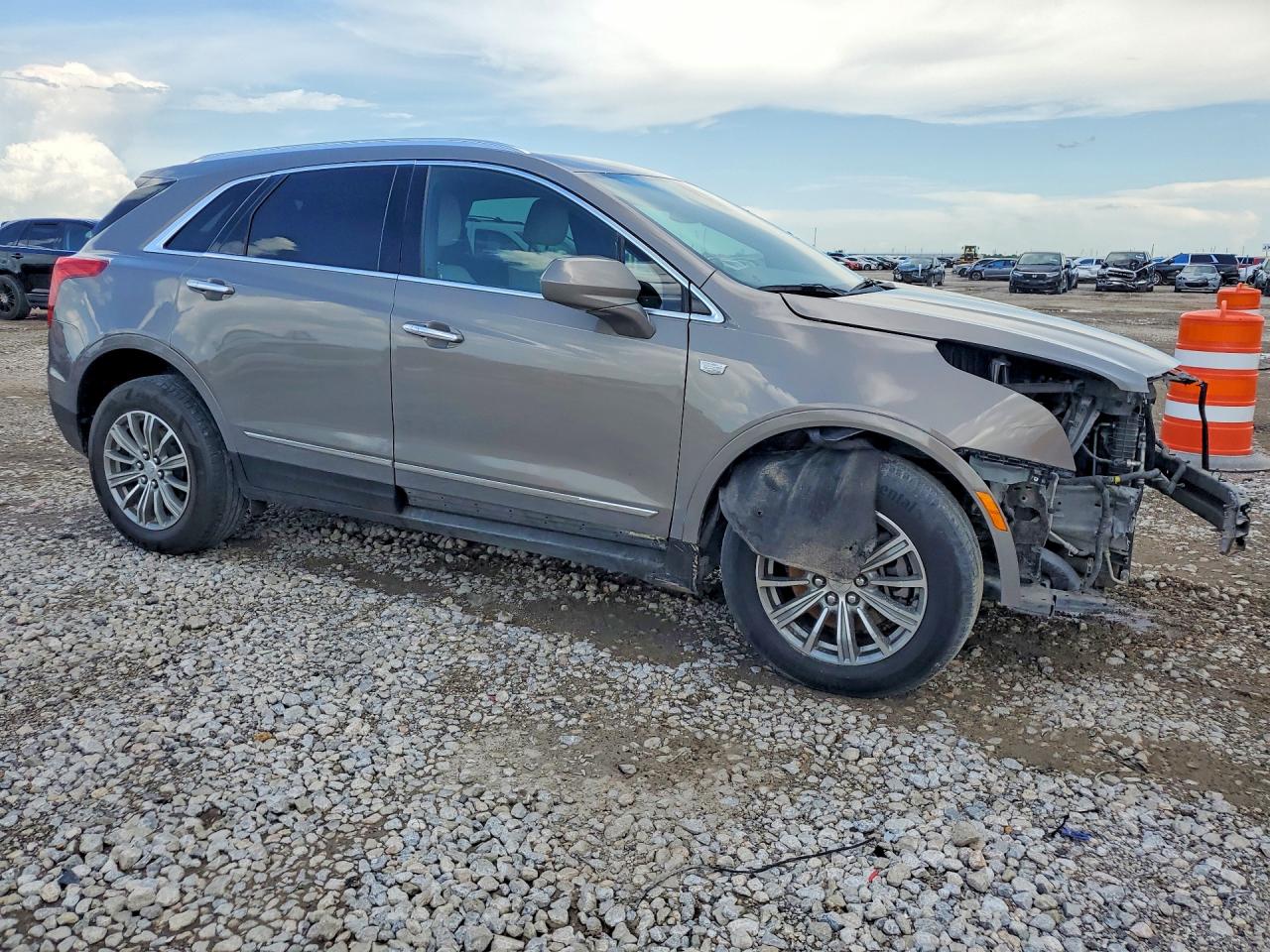2019 CADILLAC XT5