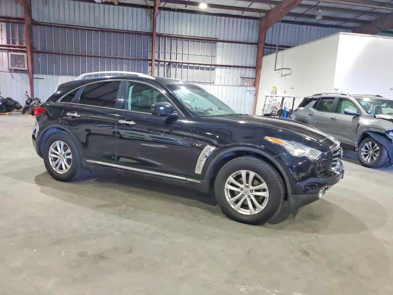 2014 INFINITI QX70