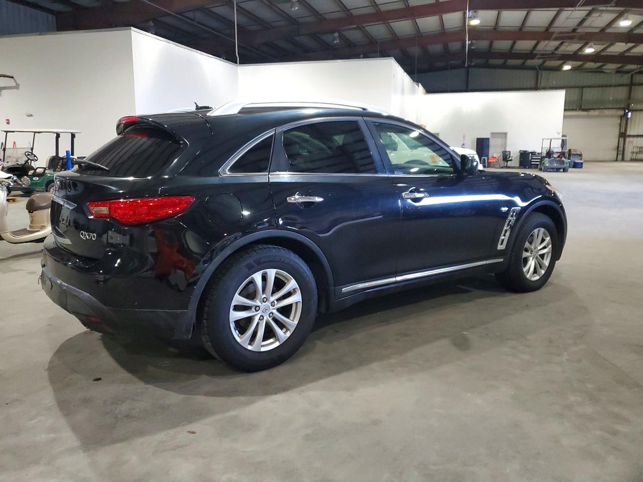 2014 INFINITI QX70