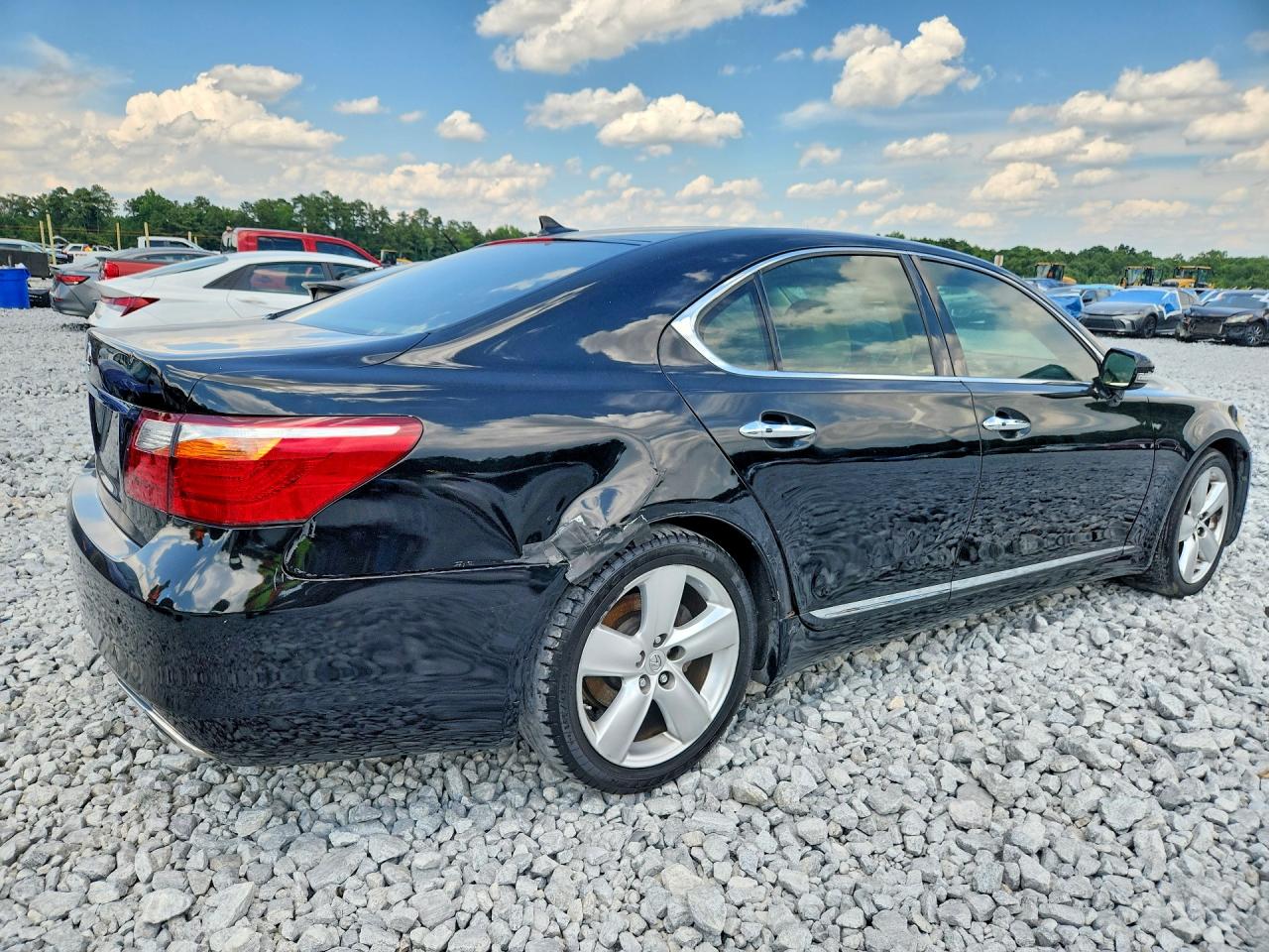 2012 LEXUS LS460