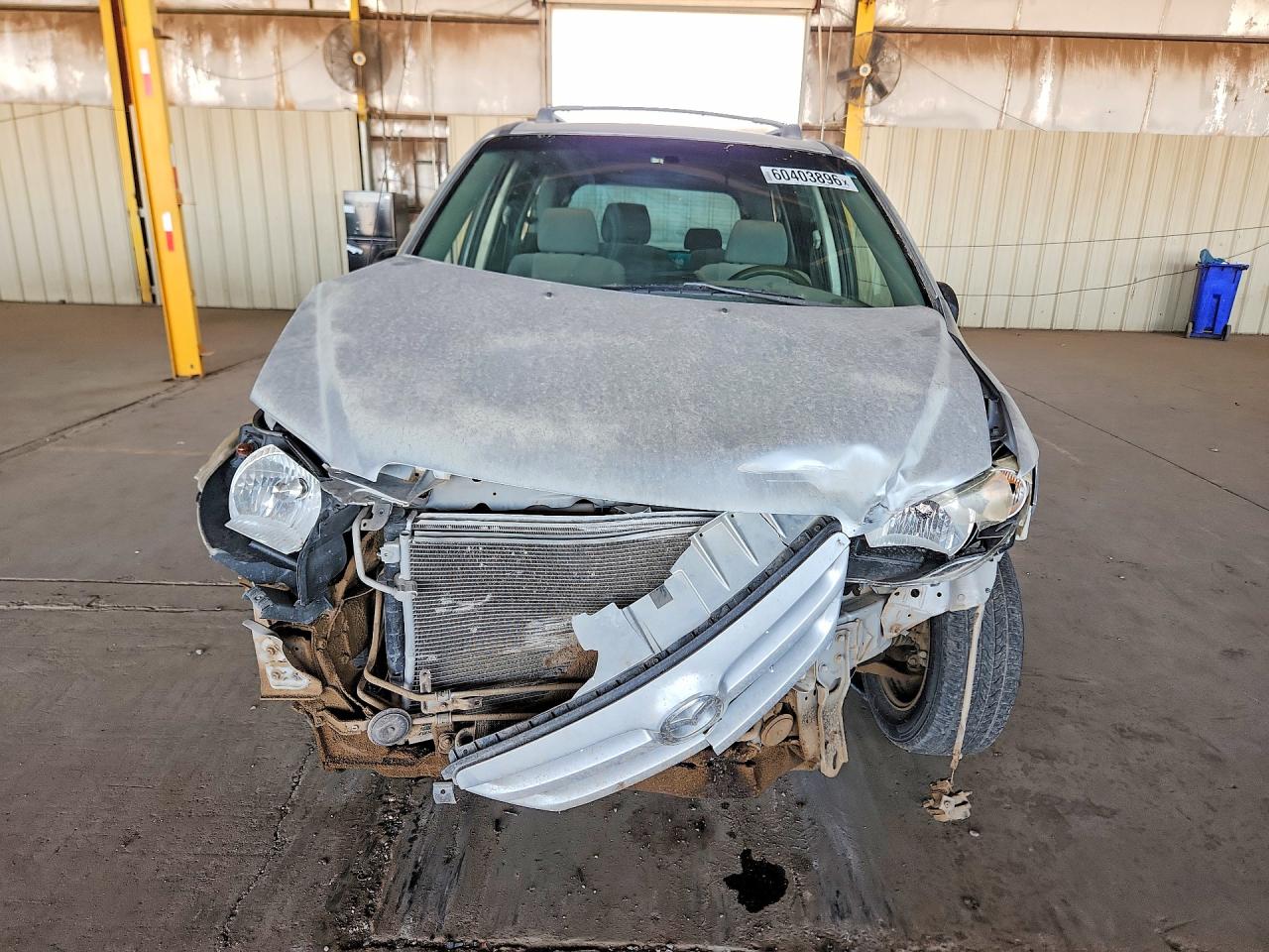 2005 MAZDA MPV