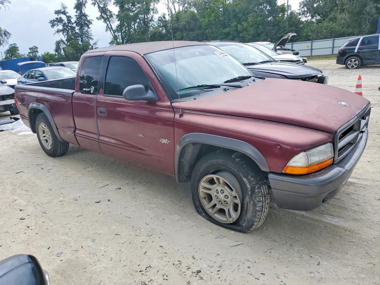 2002 DODGE DAKOTA
