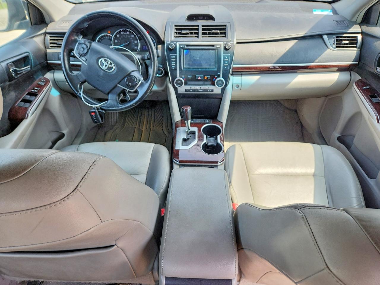 2014 TOYOTA CAMRY