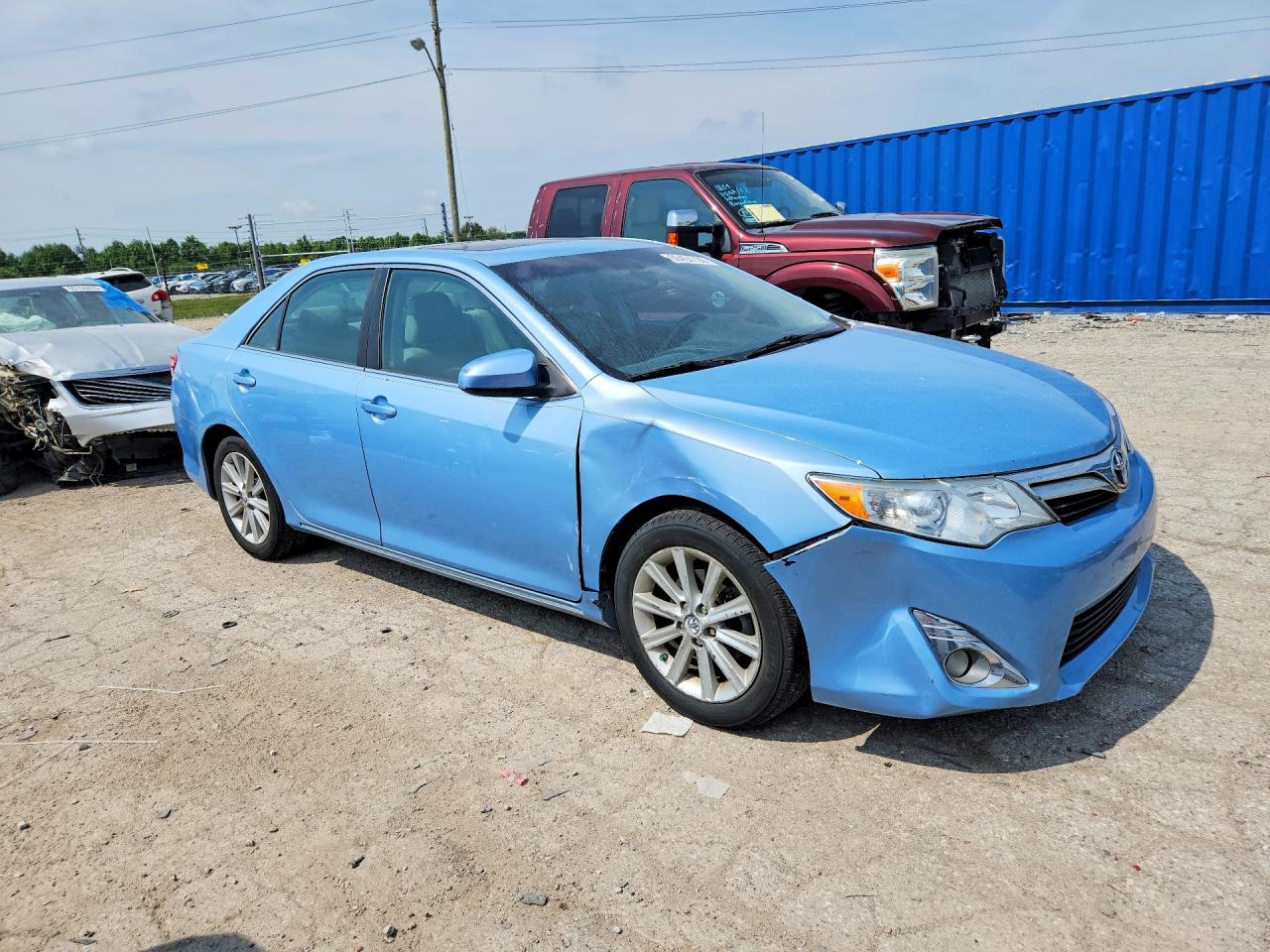 2014 TOYOTA CAMRY