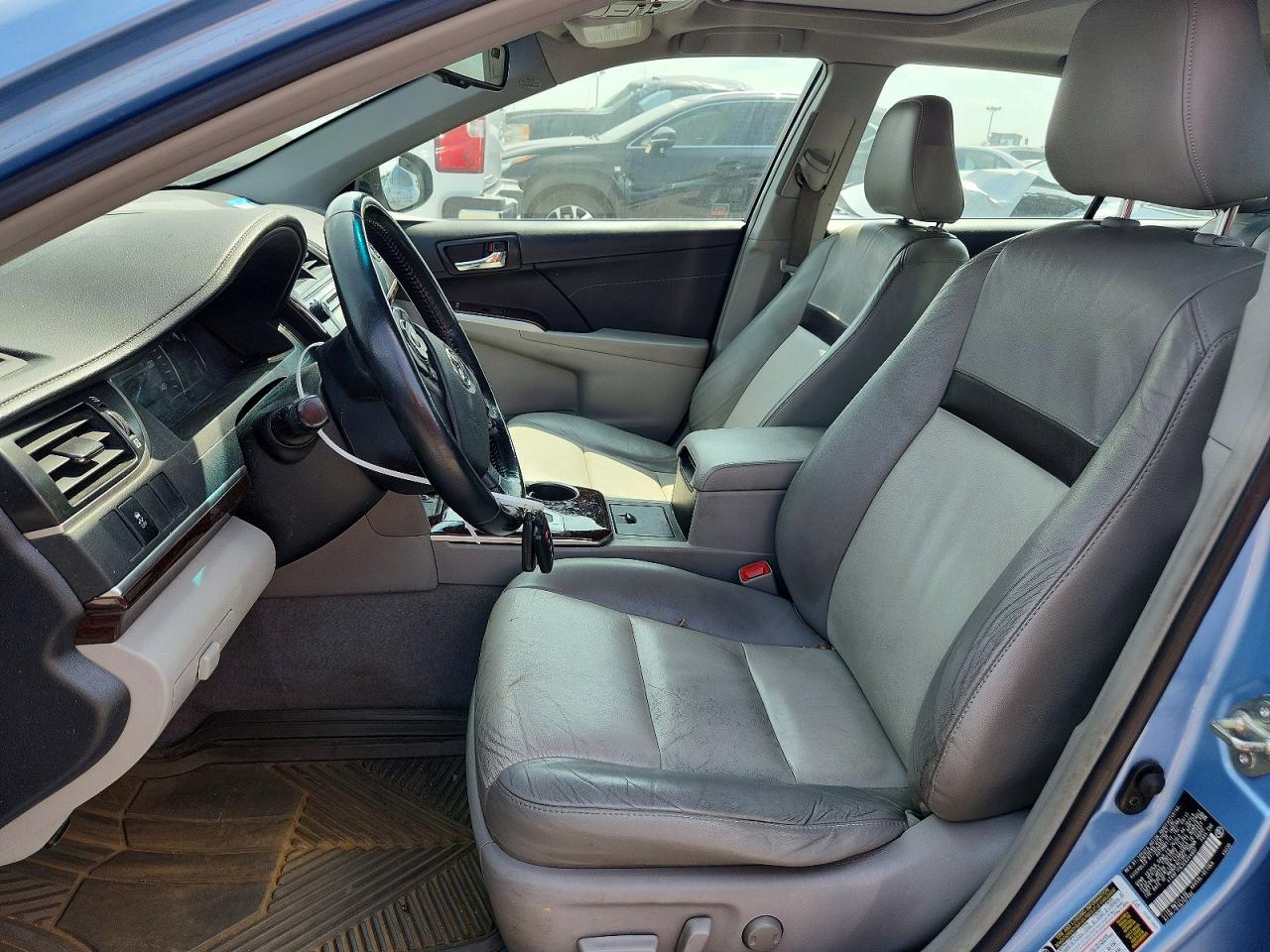 2014 TOYOTA CAMRY