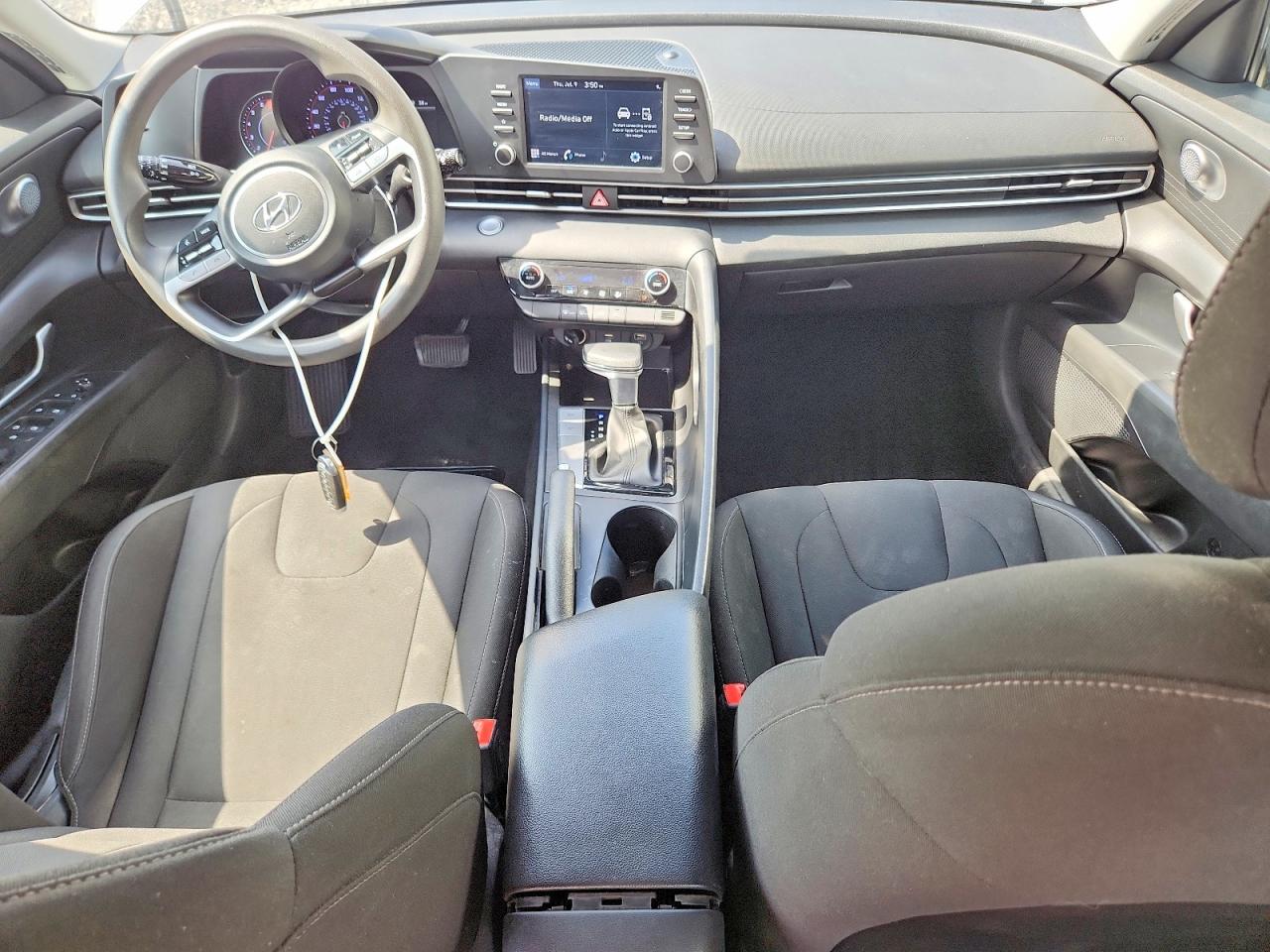 2023 HYUNDAI ELANTRA