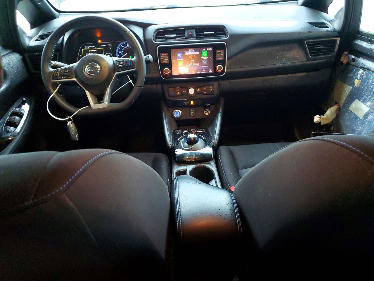 2020 NISSAN LEAF