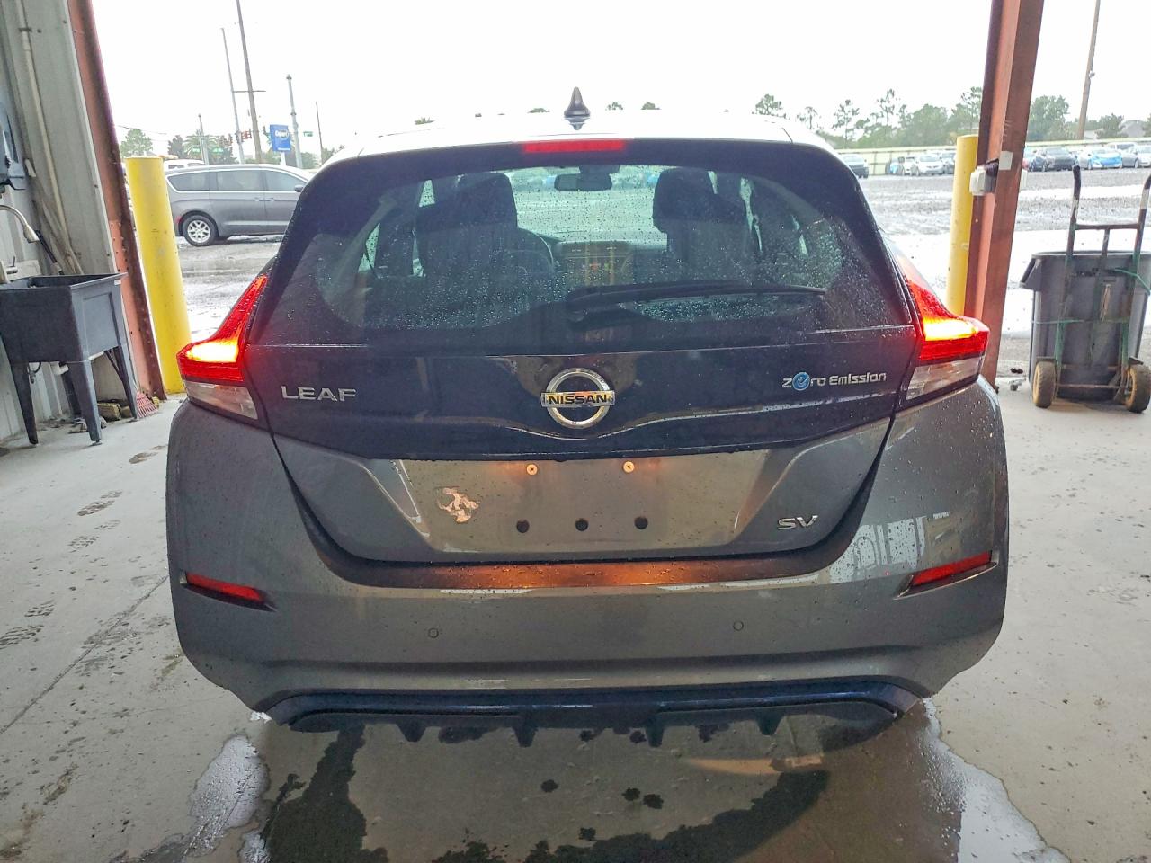 2020 NISSAN LEAF