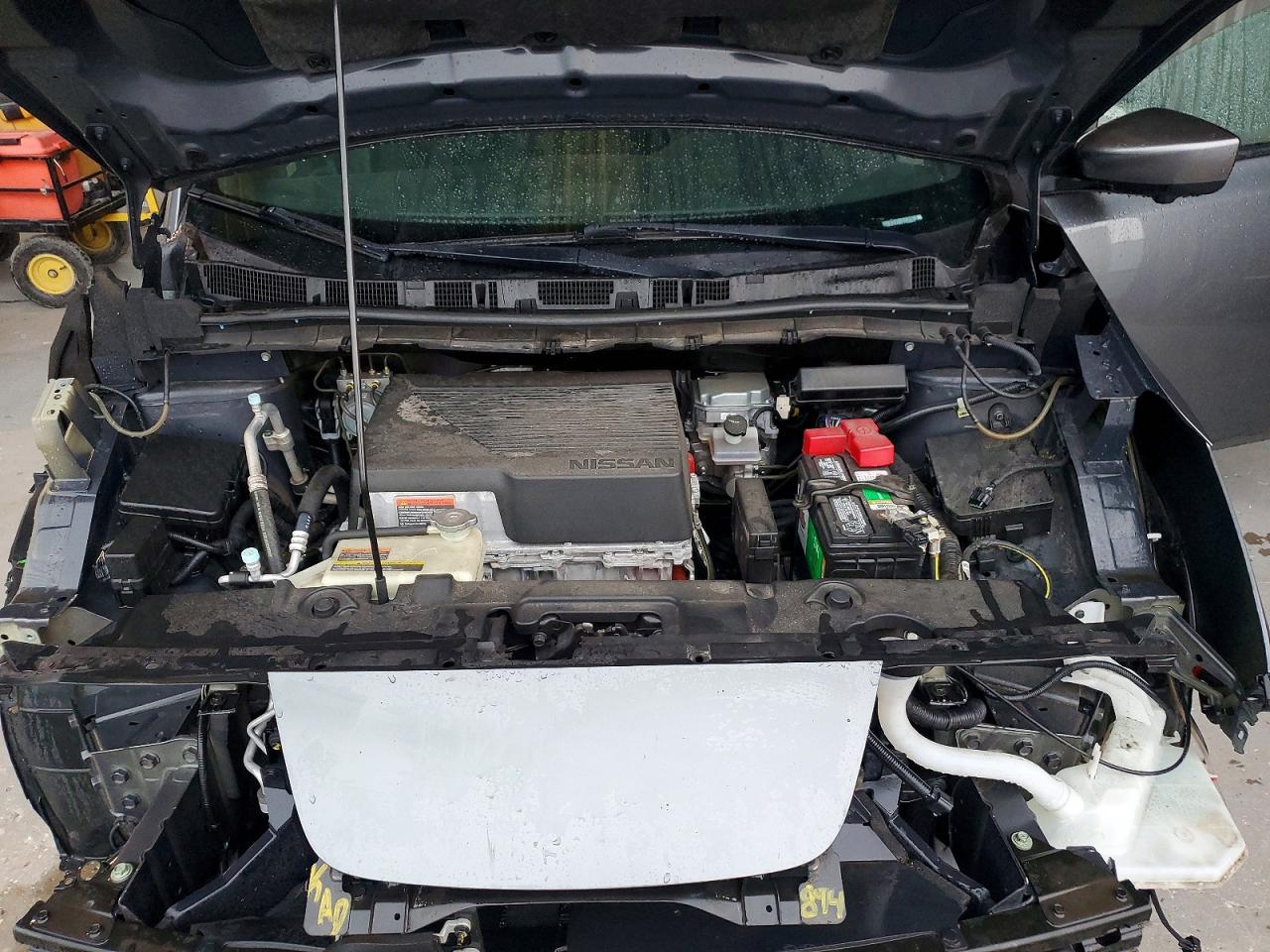2020 NISSAN LEAF