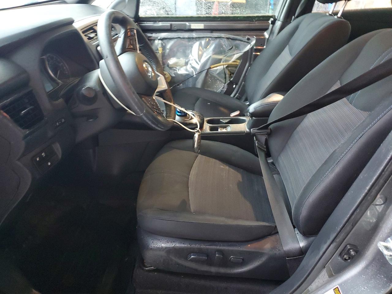 2020 NISSAN LEAF