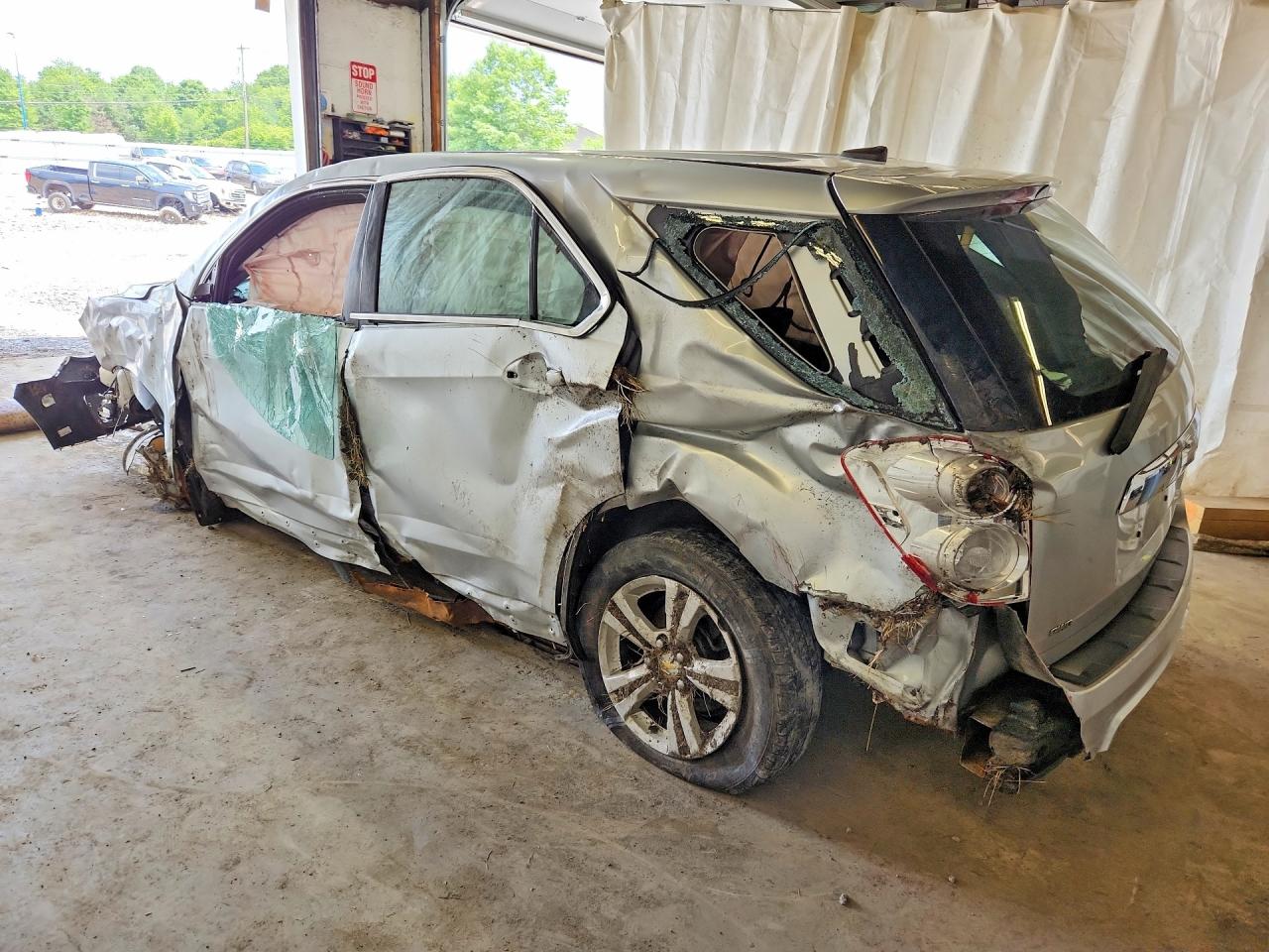 2011 CHEVROLET EQUINOX