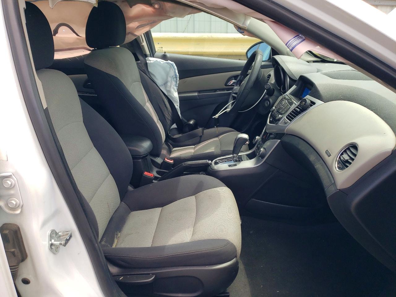 2016 CHEVROLET CRUZE