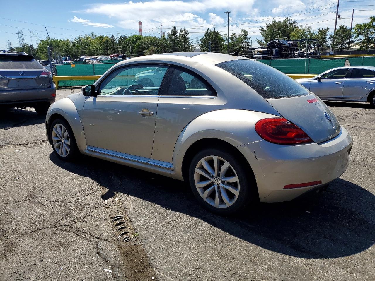 2013 VOLKSWAGEN BEETLE