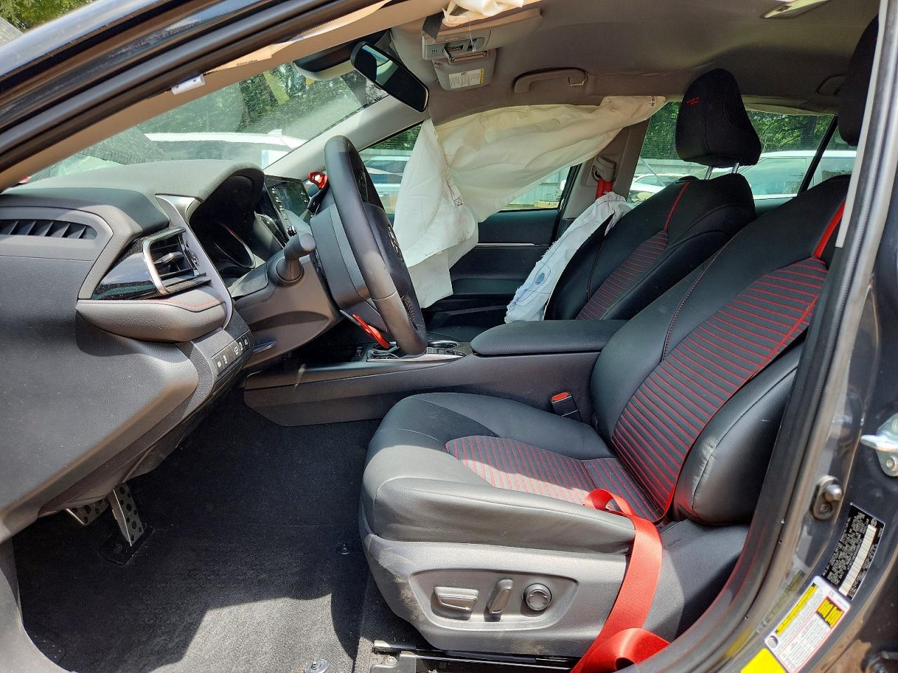 2024 TOYOTA CAMRY