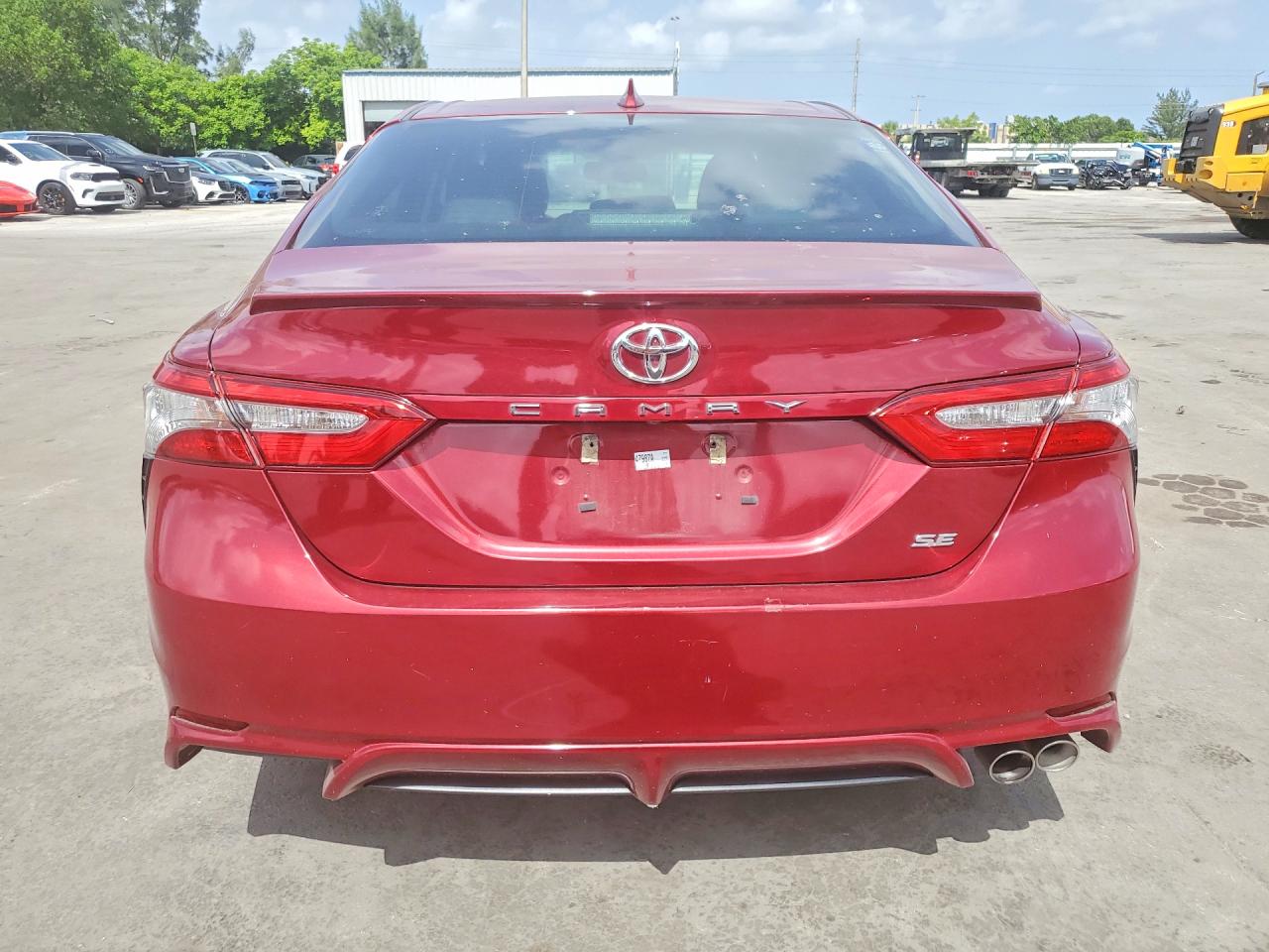 2018 TOYOTA CAMRY