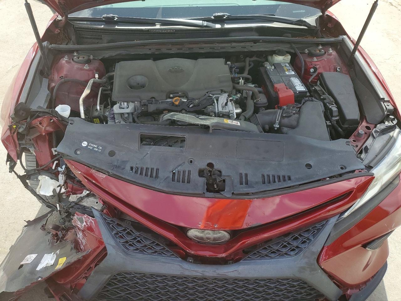 2018 TOYOTA CAMRY