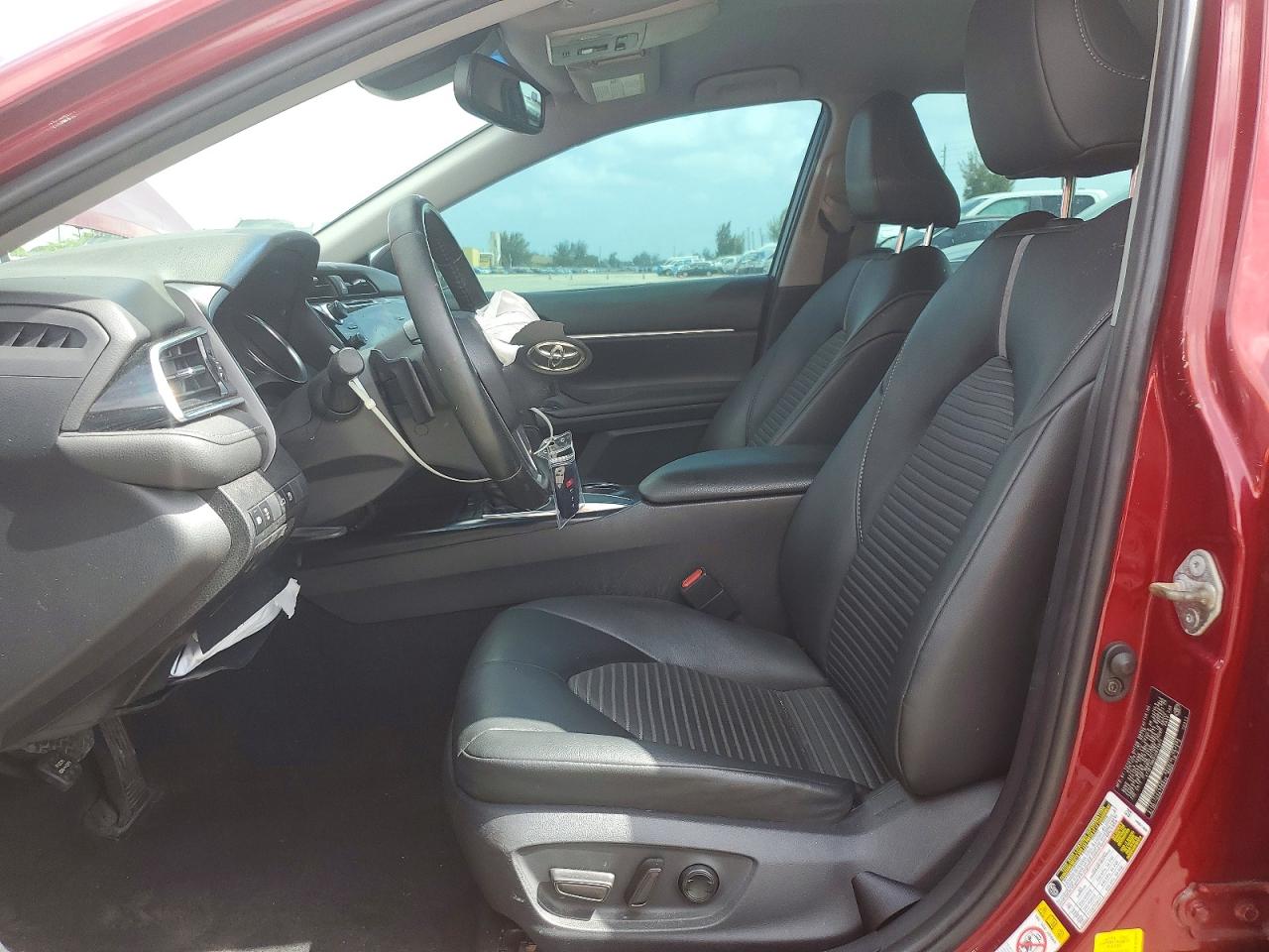 2018 TOYOTA CAMRY