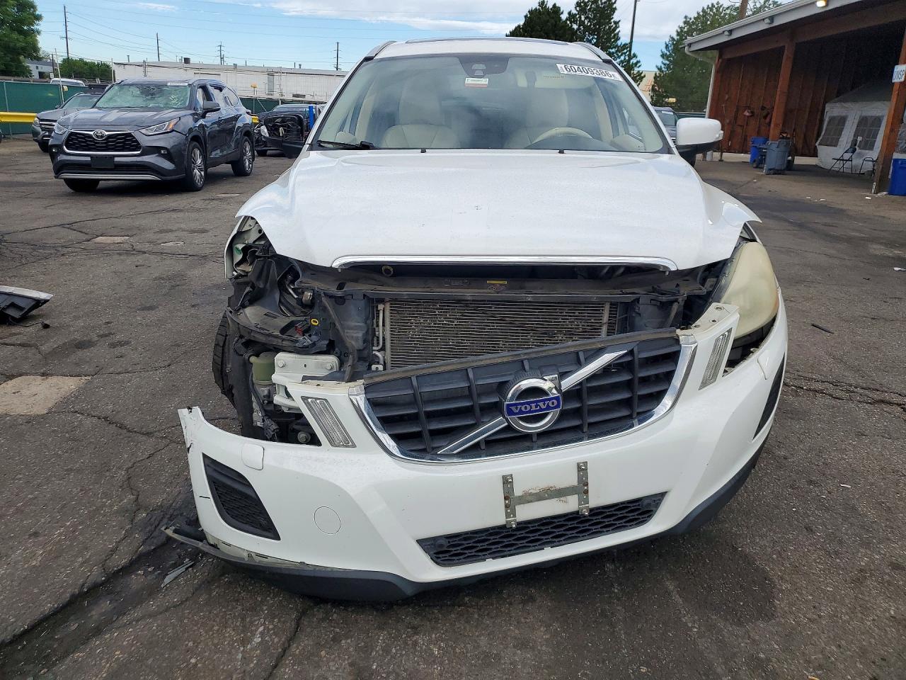2012 VOLVO XC60