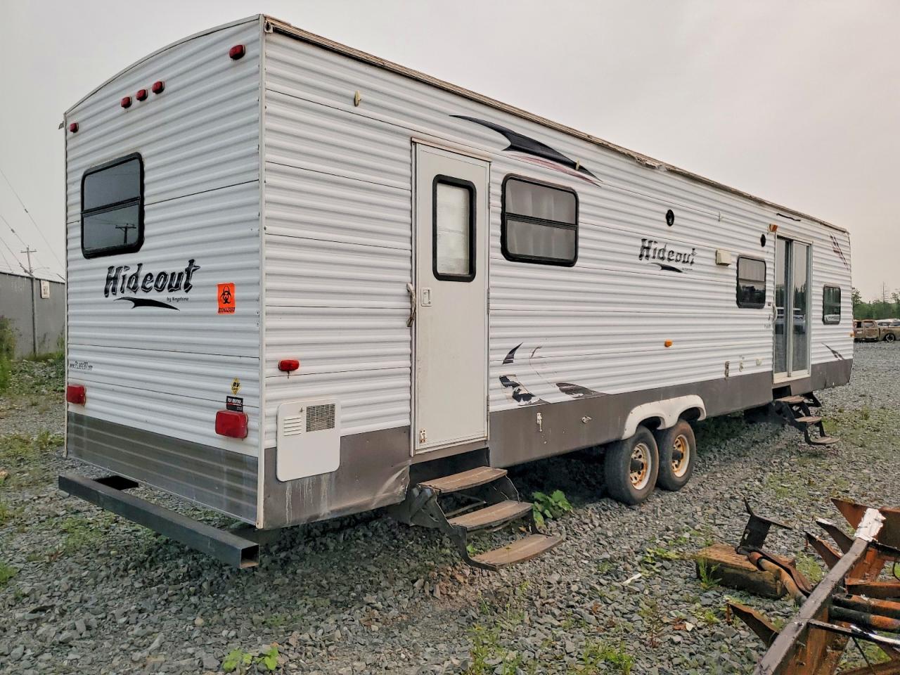 2010 KEYSTONE HORNET