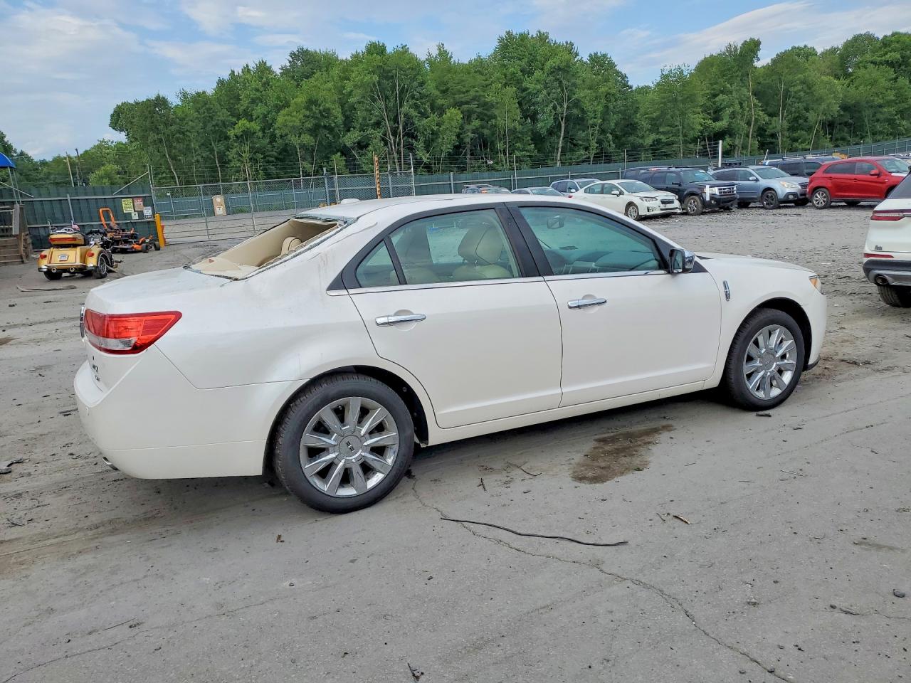 2012 LINCOLN MKZ