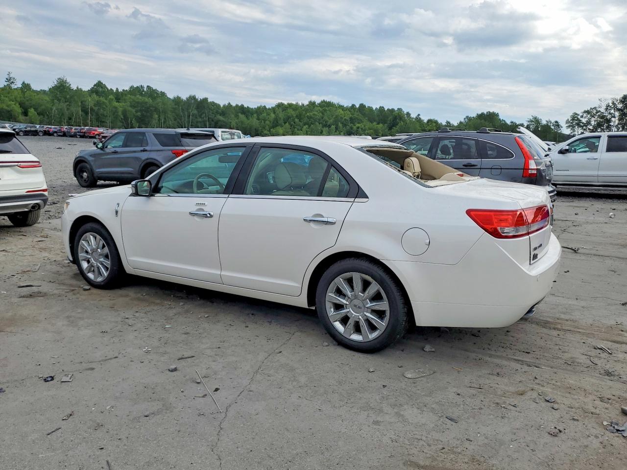 2012 LINCOLN MKZ