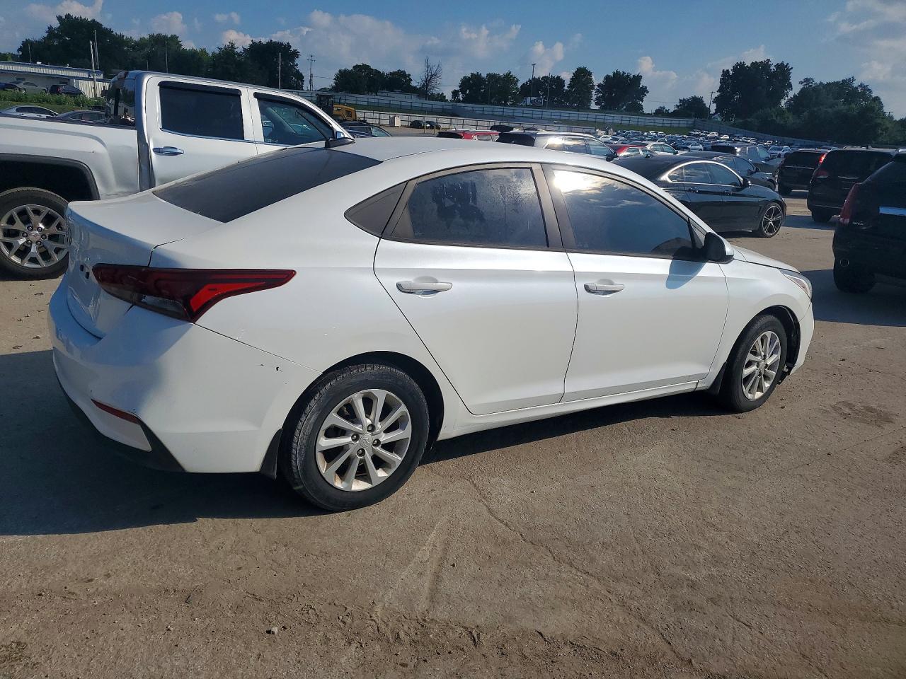 2018 HYUNDAI ACCENT