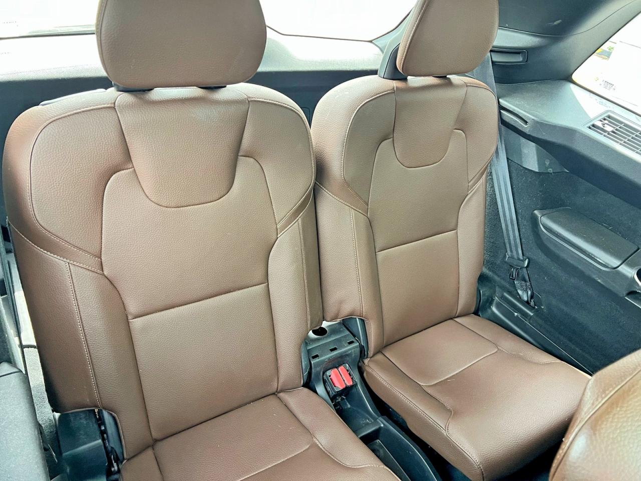 2021 VOLVO XC90