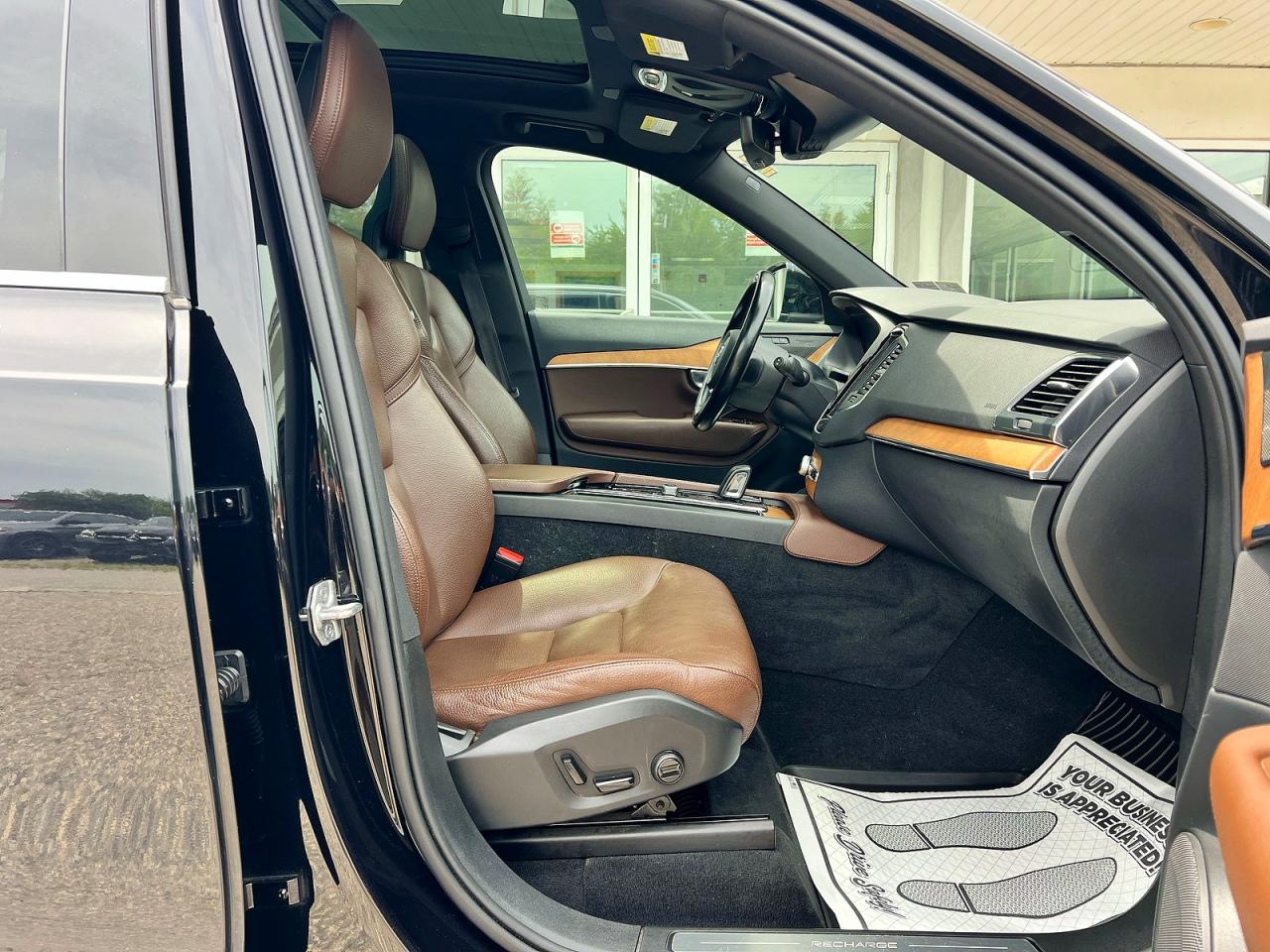 2021 VOLVO XC90