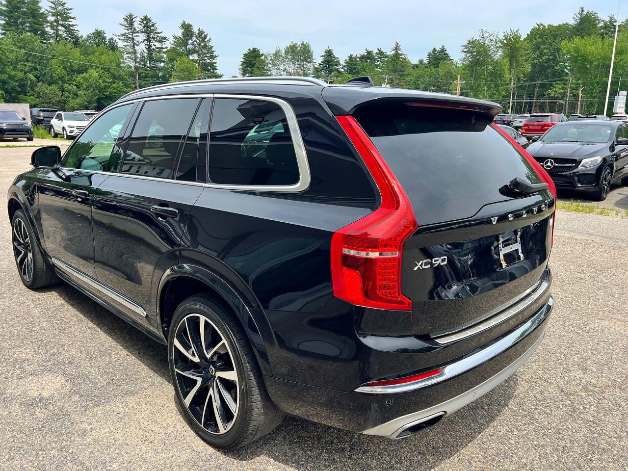 2021 VOLVO XC90