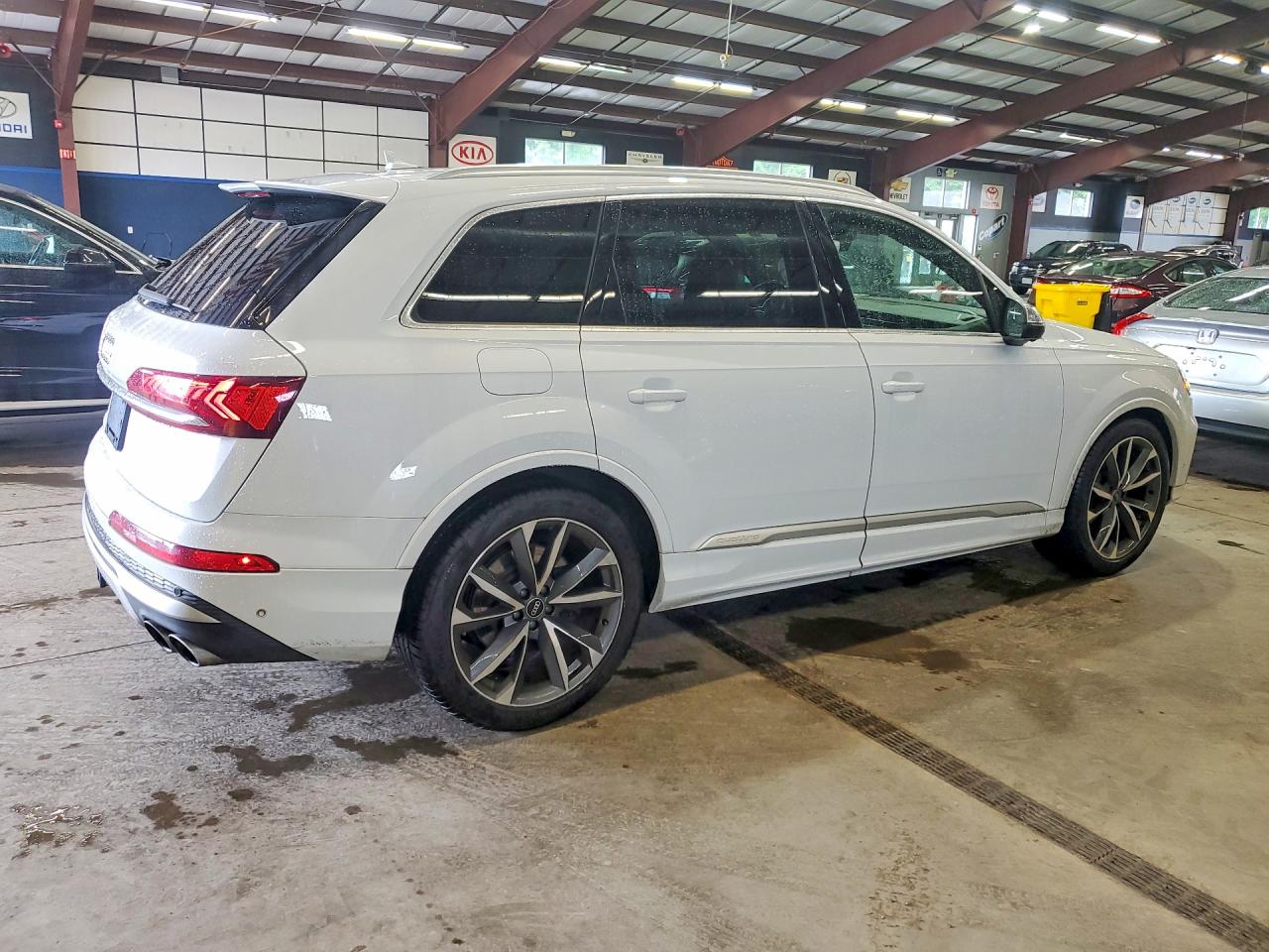 2021 AUDI SQ7