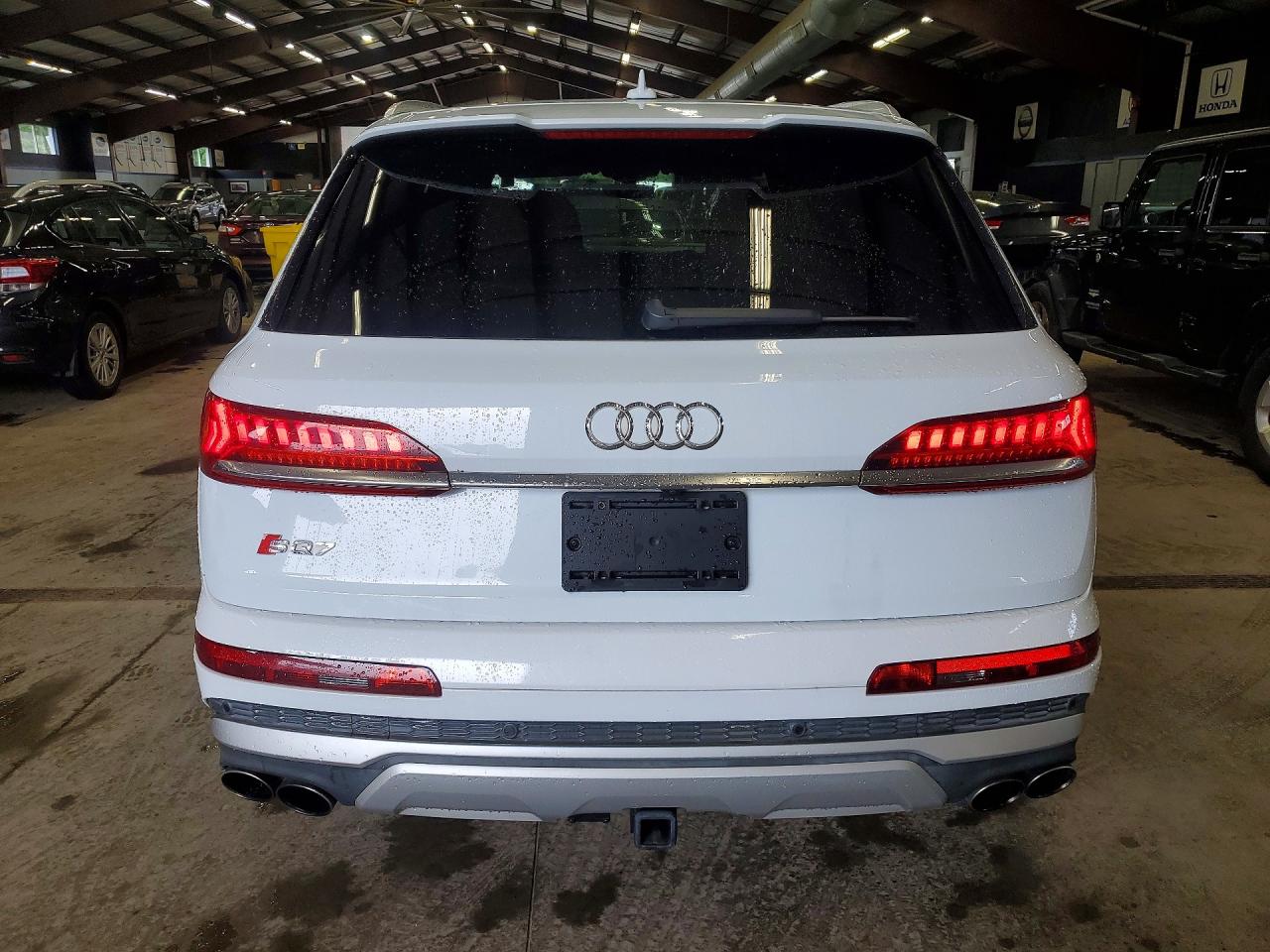 2021 AUDI SQ7