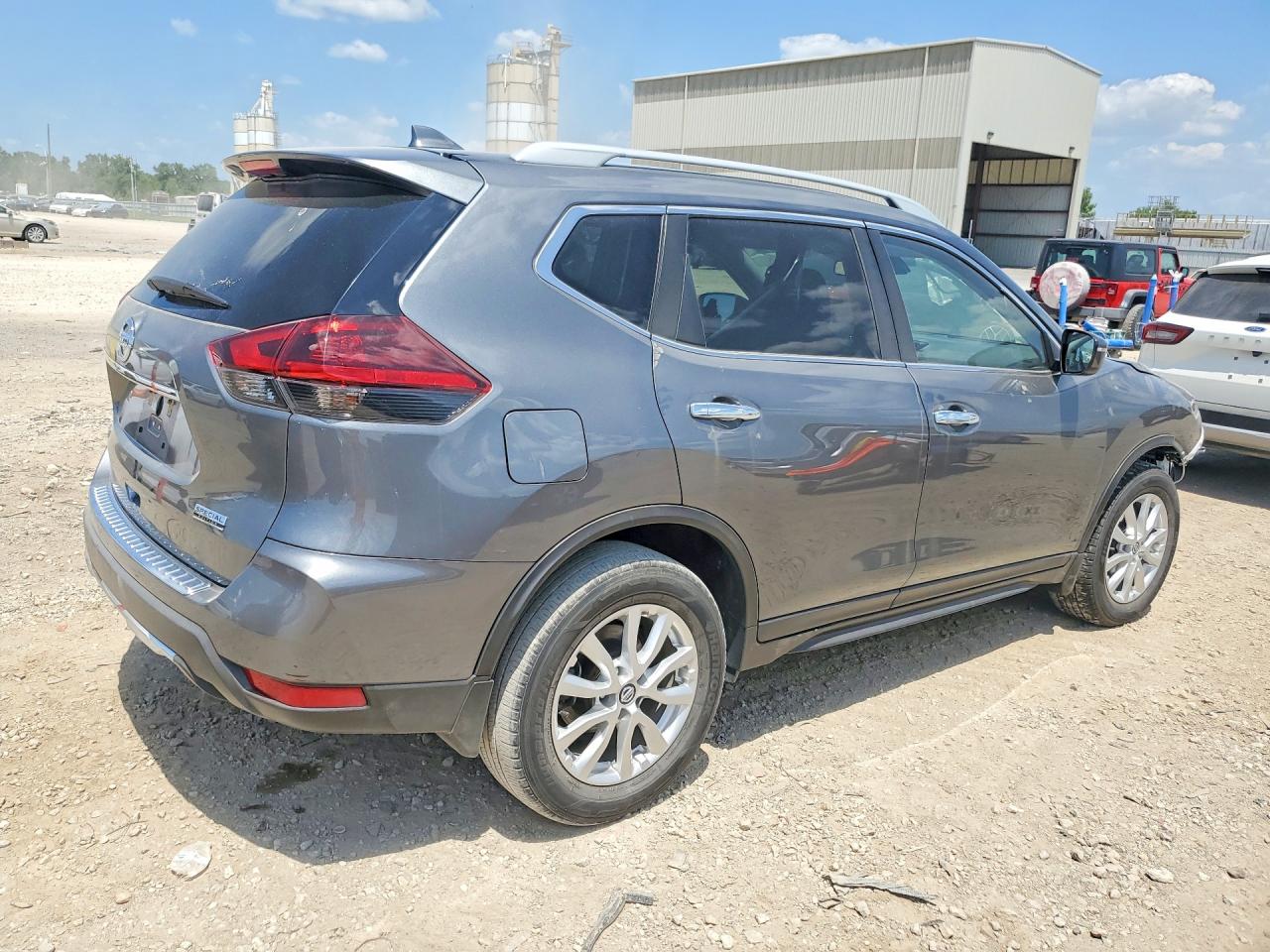 2019 NISSAN ROGUE