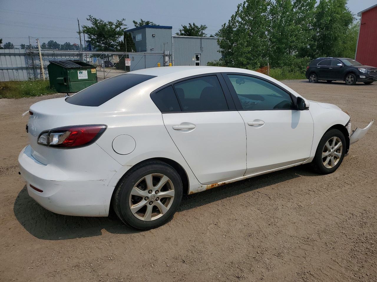 2013 MAZDA 3