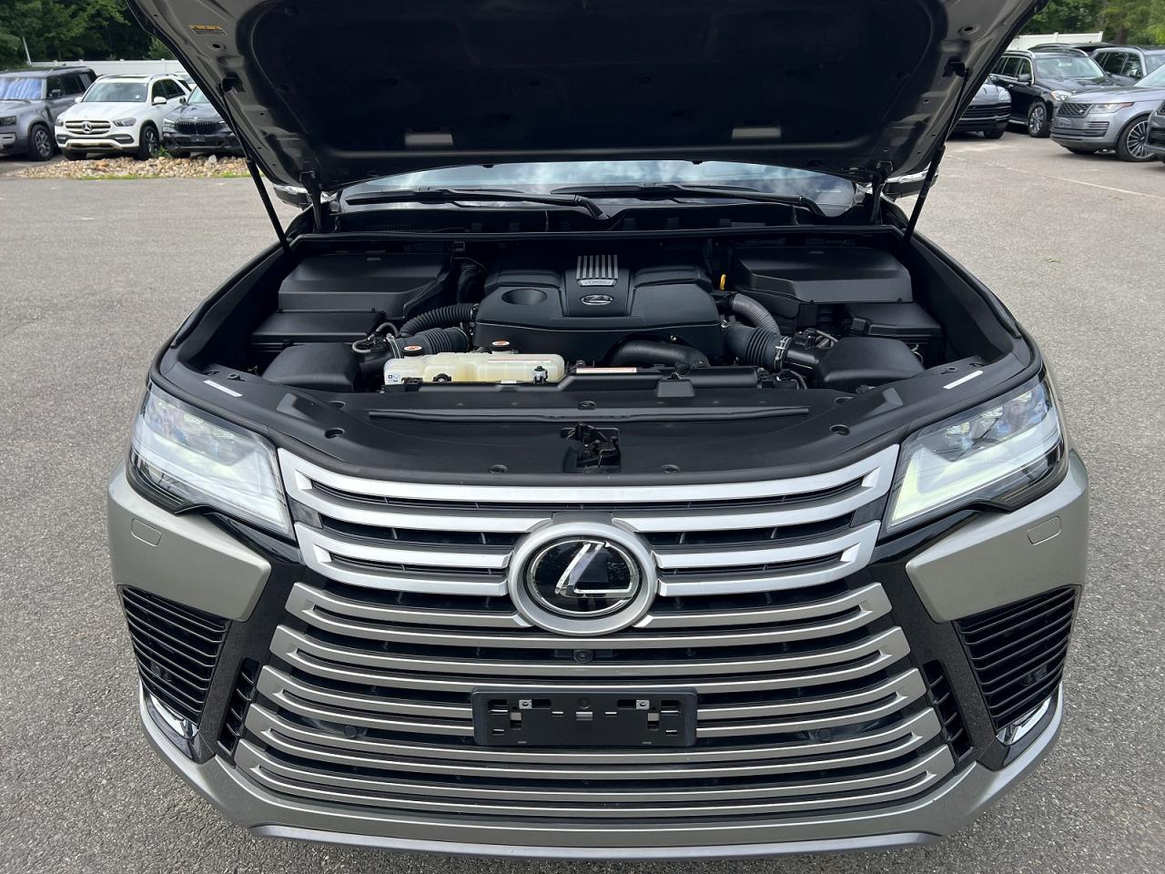 2023 LEXUS